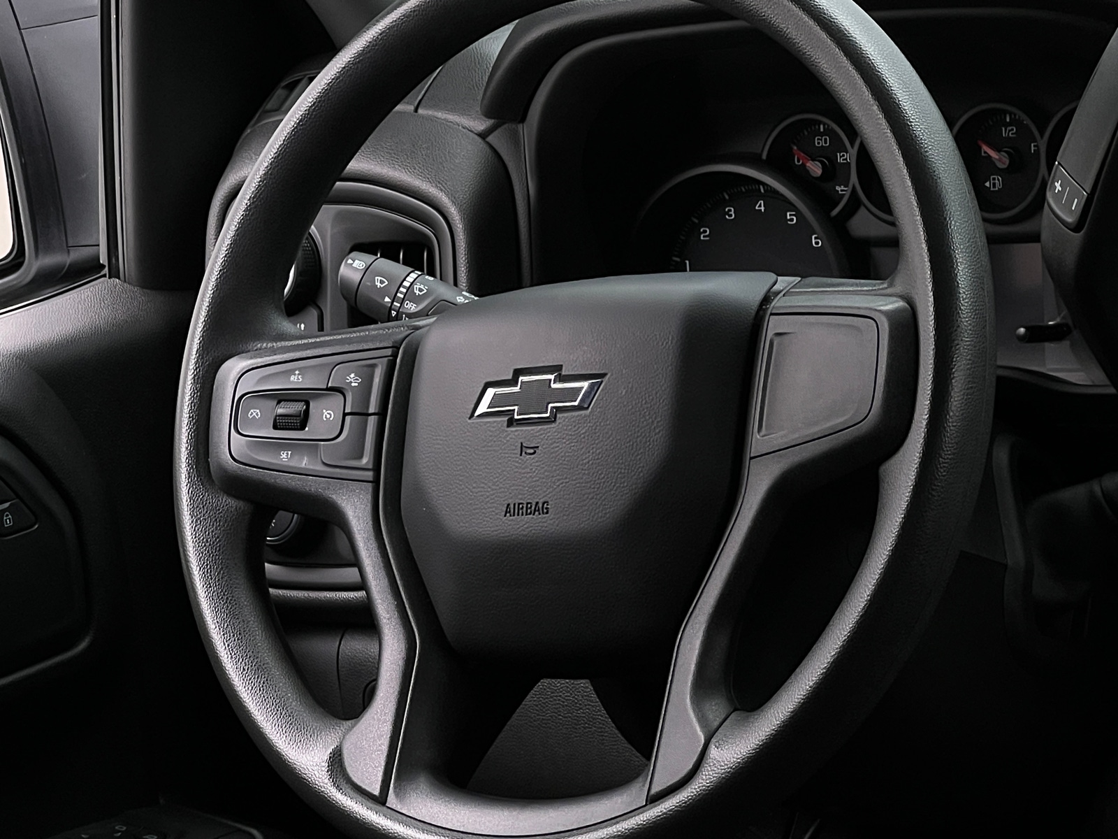 Thumbnail: 2023 Chevrolet Silverado 1500 - 5