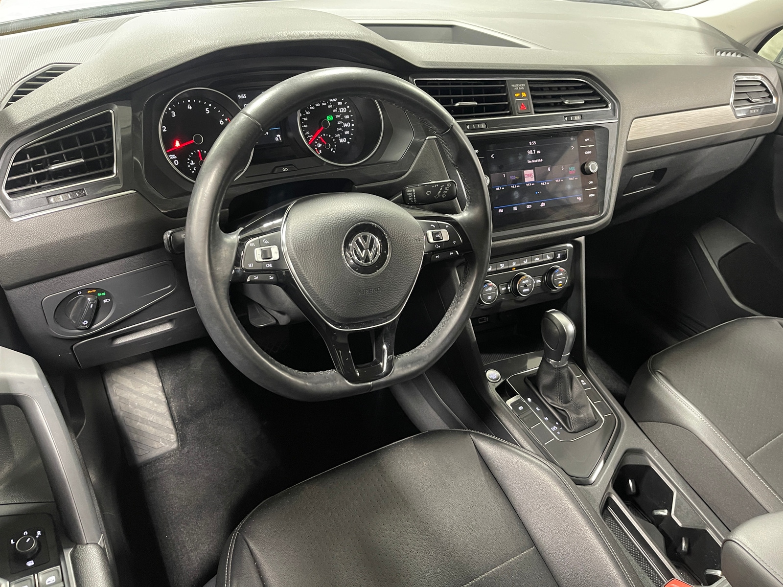 Thumbnail: 2018 Volkswagen Tiguan - 2