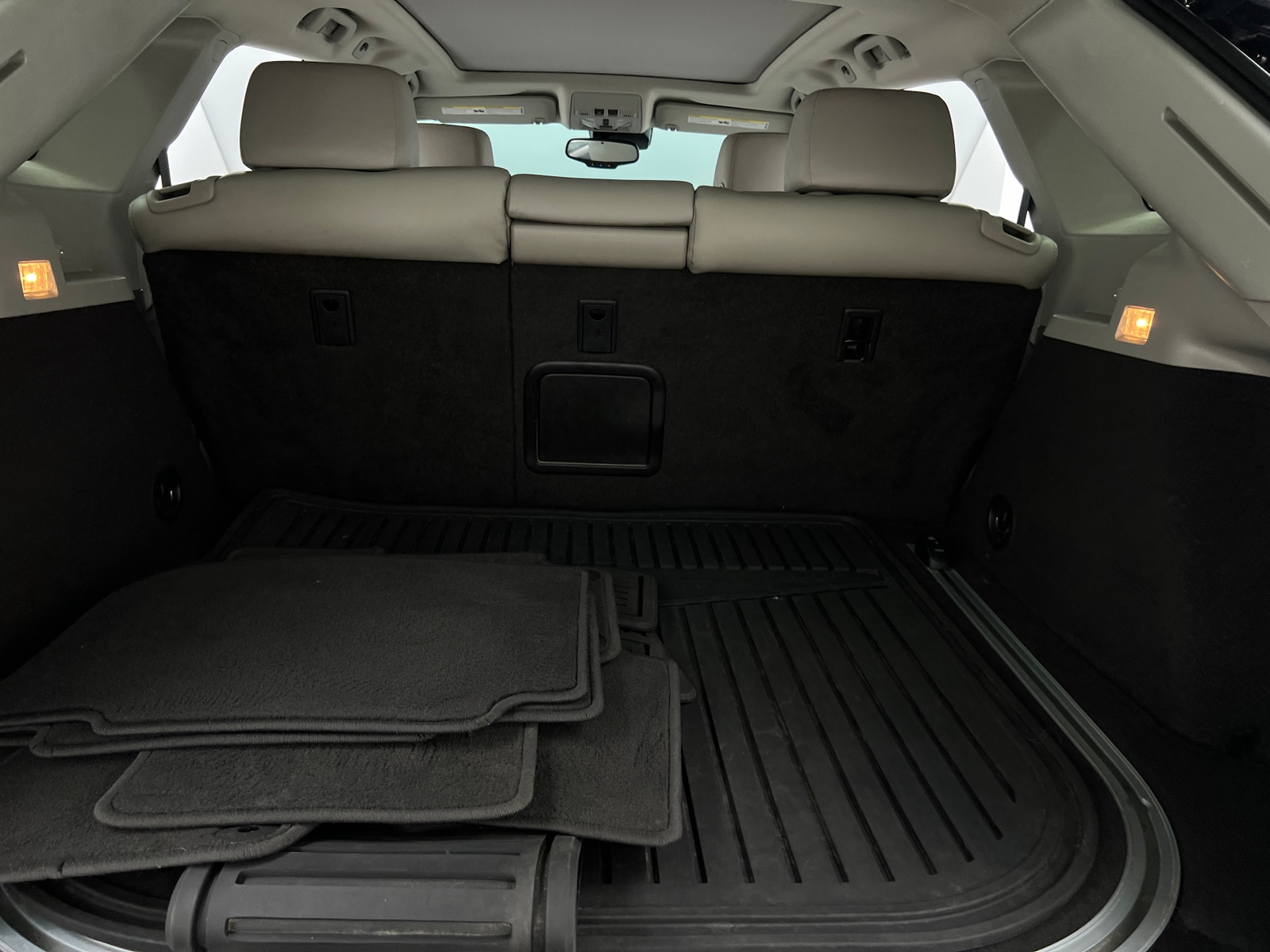 Thumbnail: 2016 Cadillac SRX - 6
