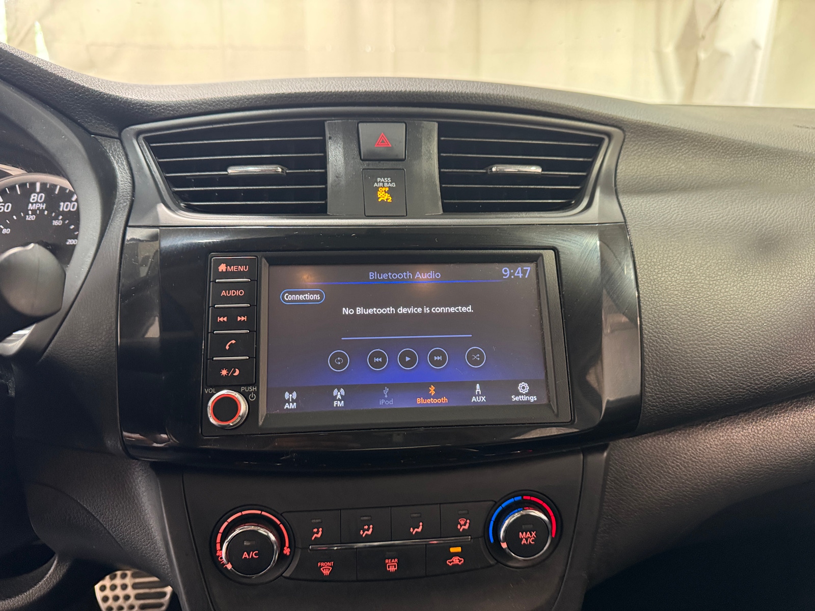 Thumbnail: 2019 Nissan Sentra - 4