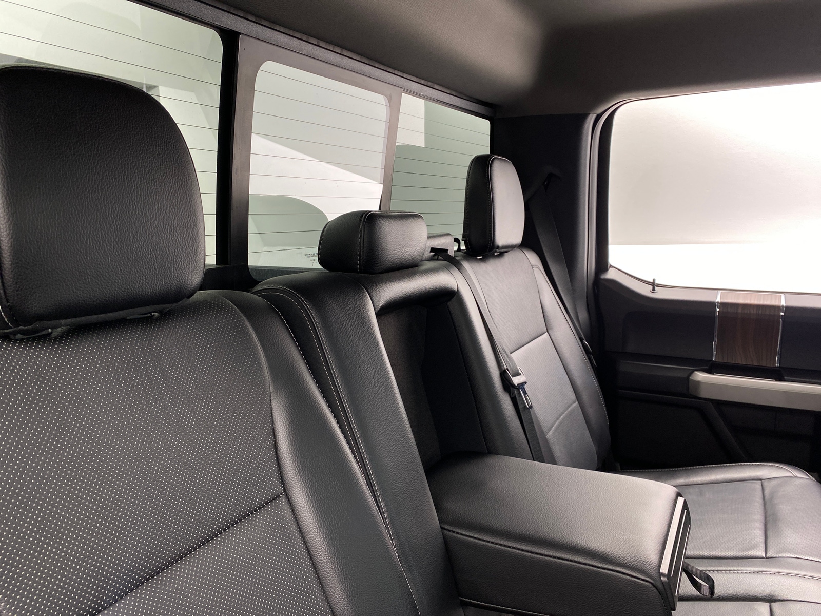 Thumbnail: 2016 Ford Econoline - 5