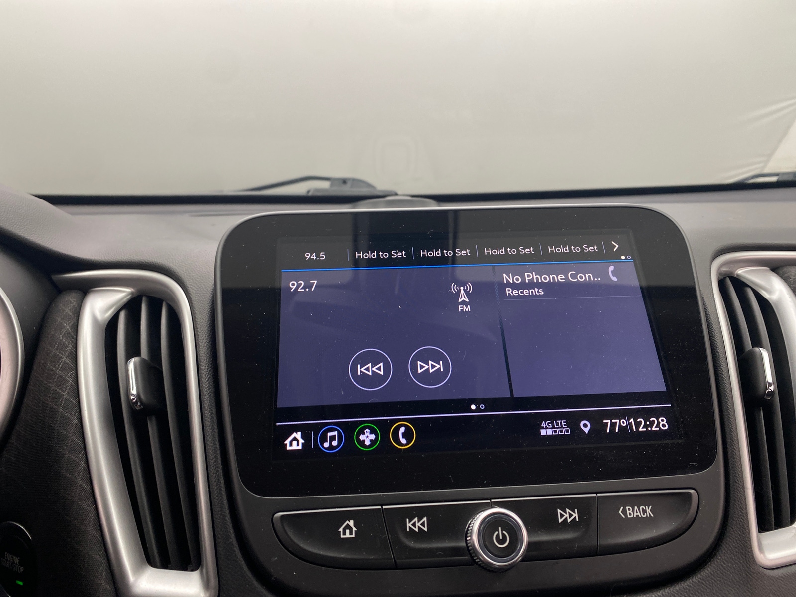 Thumbnail: 2020 Chevrolet Malibu - 4