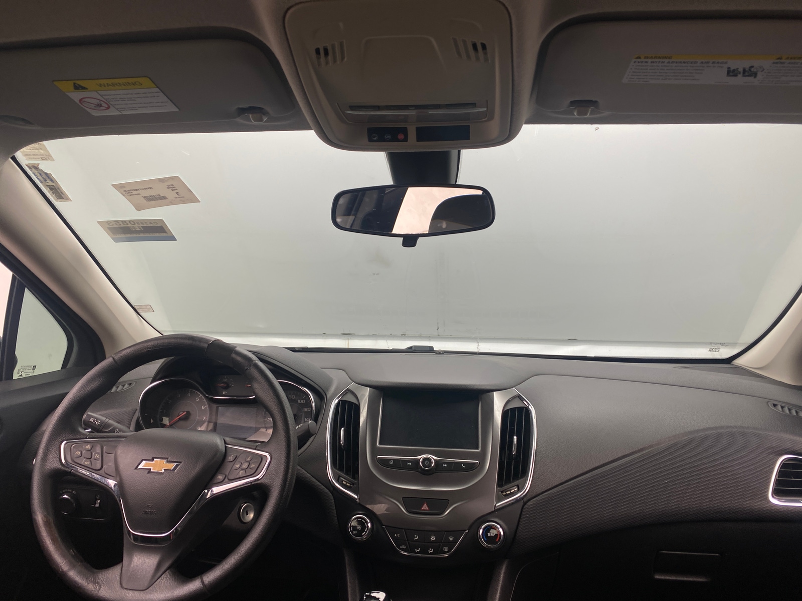 Thumbnail: 2018 Chevrolet Cruze - 3