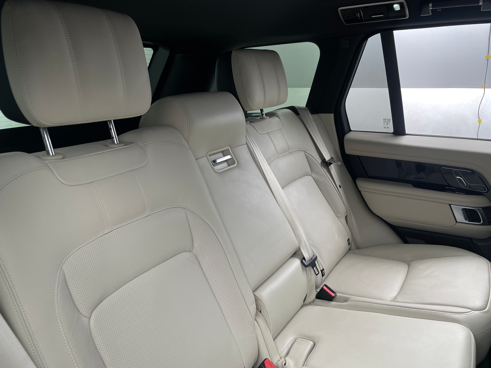 Thumbnail: 2021 Land Rover Range Rover - 5