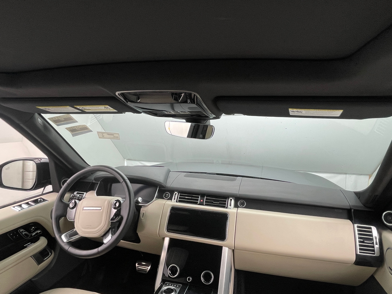 Thumbnail: 2021 Land Rover Range Rover - 2
