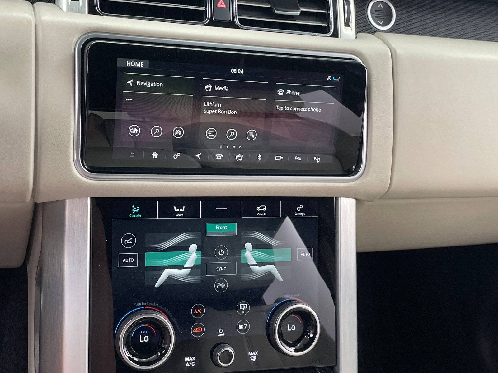 Thumbnail: 2021 Land Rover Range Rover - 3