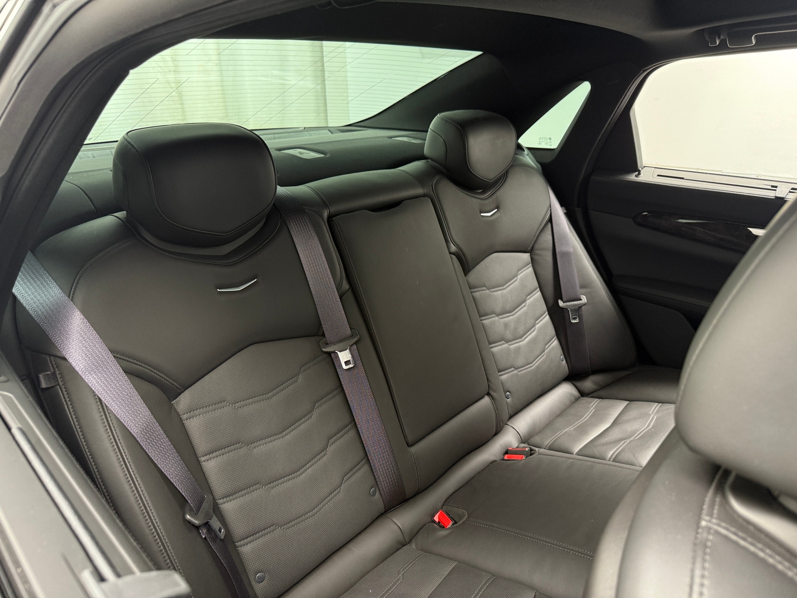 Thumbnail: 2016 Cadillac CT6 - 5