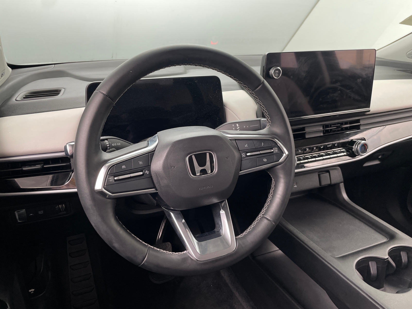 Thumbnail: 2024 Honda Prologue - 4