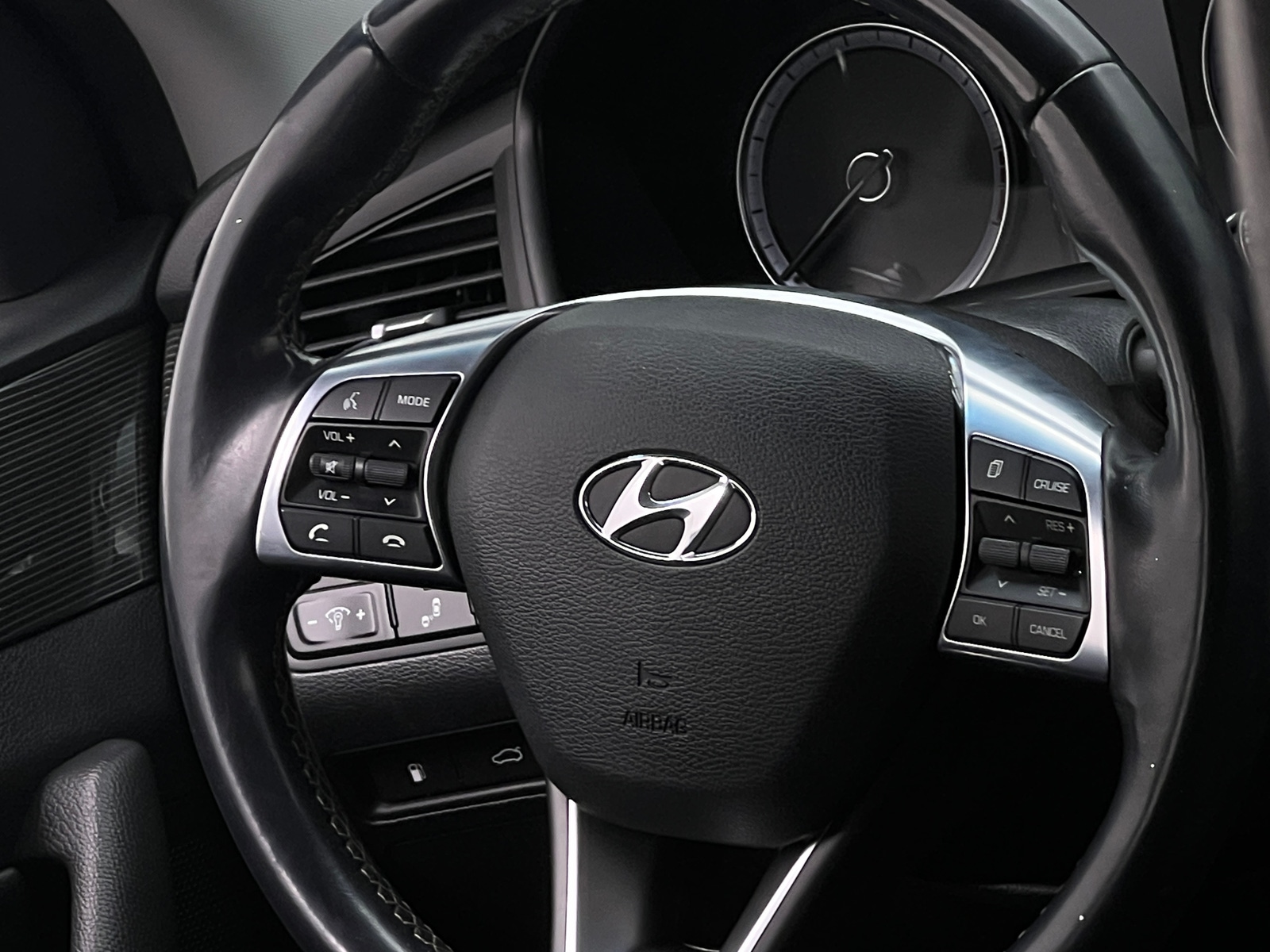 Thumbnail: 2018 Hyundai Sonata - 4
