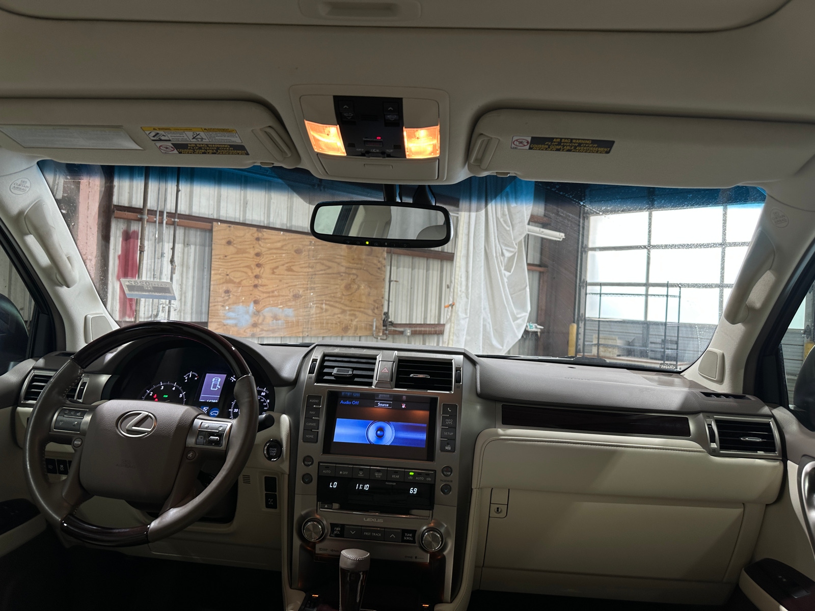Thumbnail: 2019 Lexus GX - 2
