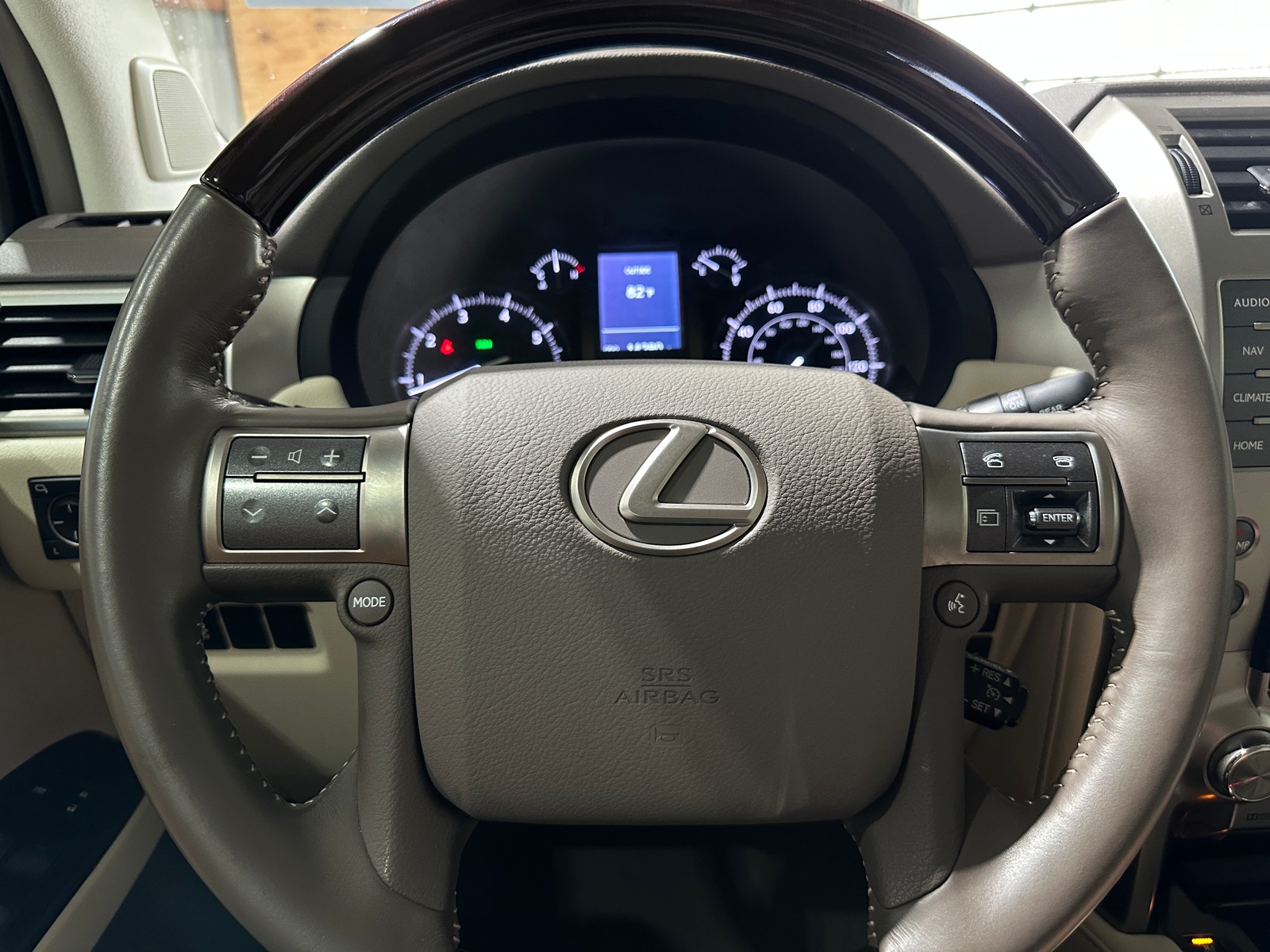 Thumbnail: 2019 Lexus GX - 4