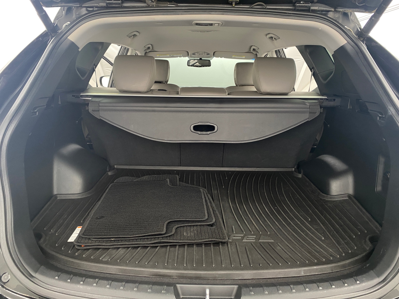 Thumbnail: 2018 Hyundai Santa Fe - 7