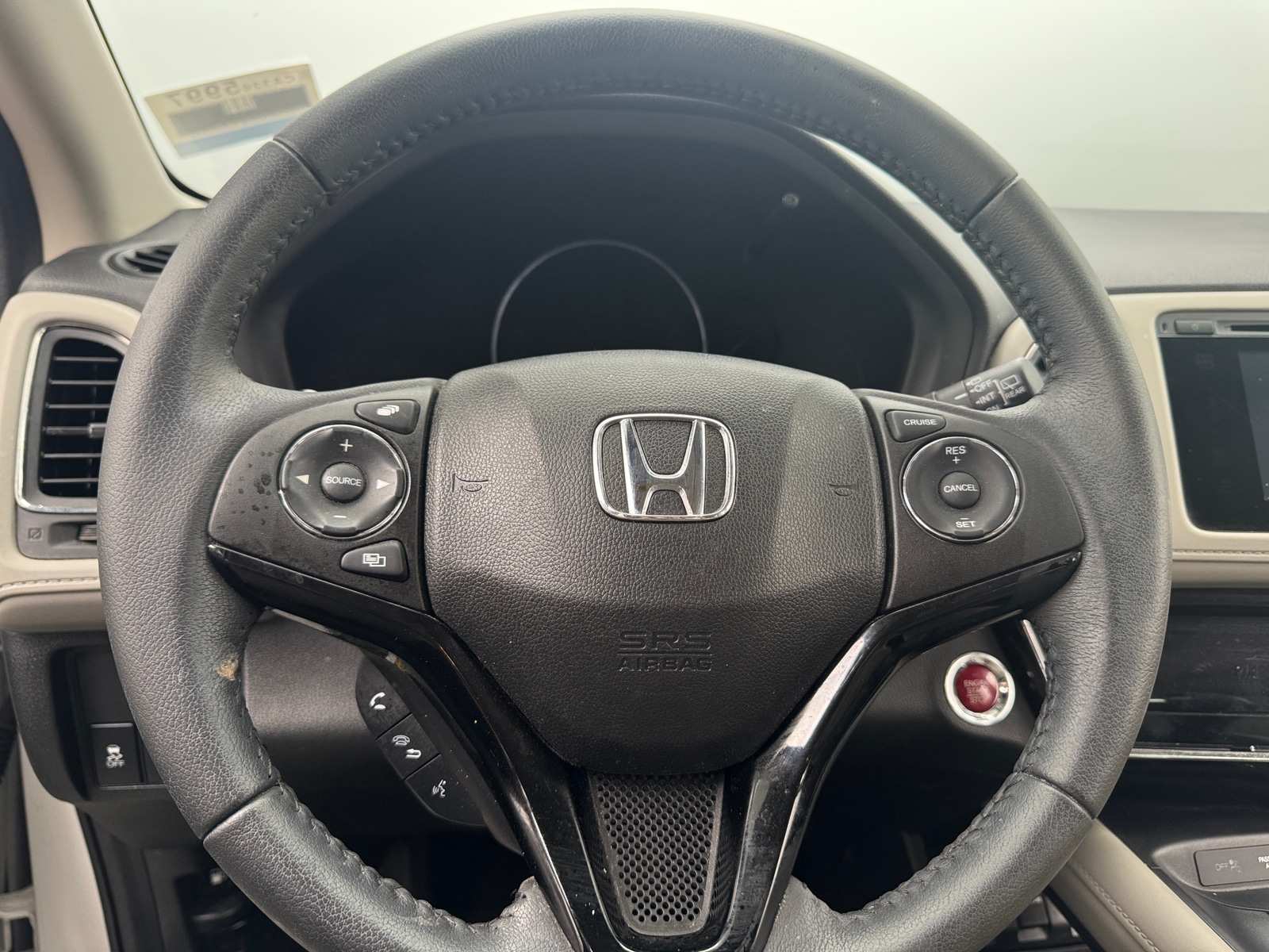 Thumbnail: 2016 Honda HR-V - 4