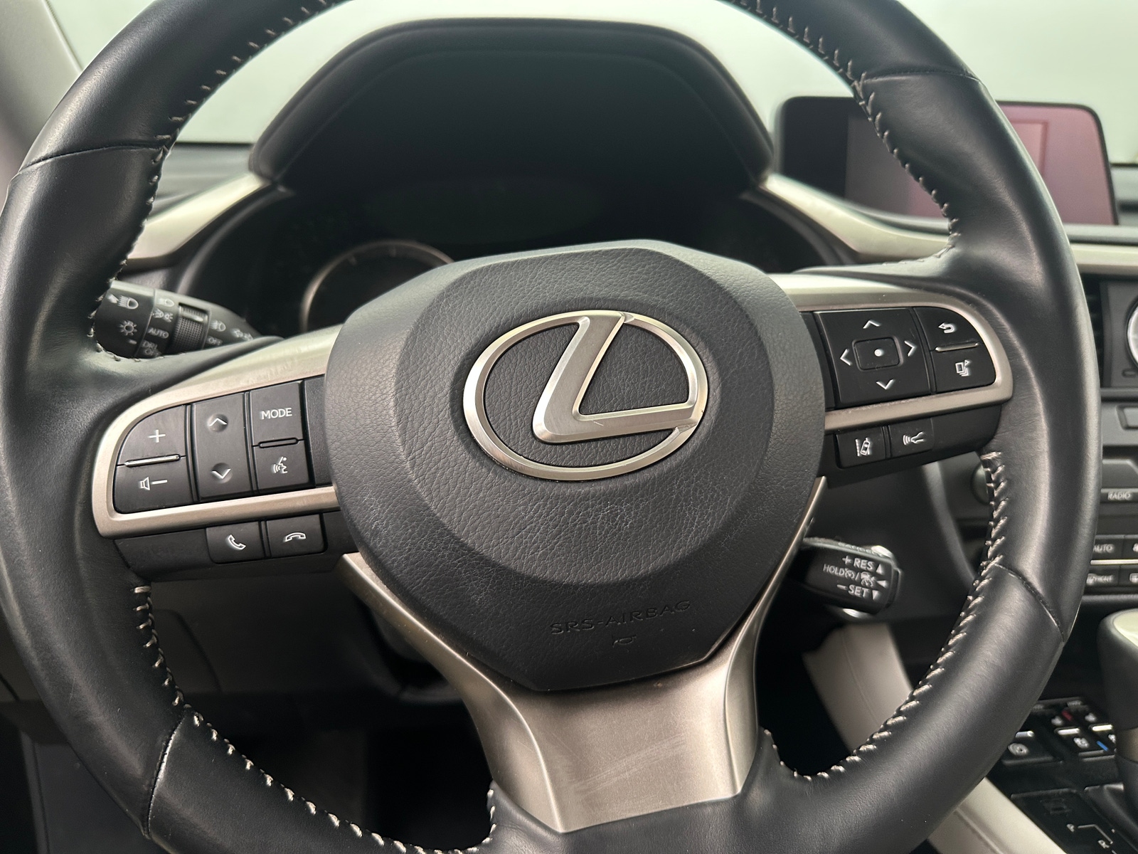 Thumbnail: 2019 Lexus RX - 4