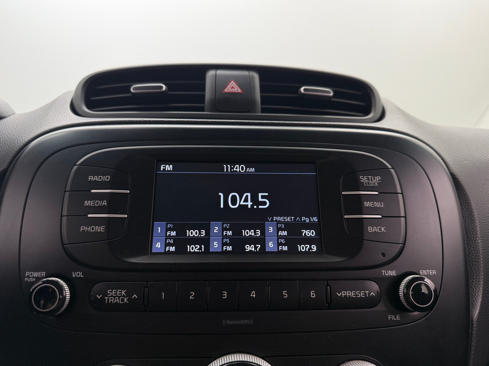 Thumbnail: 2017 Kia Soul - 4