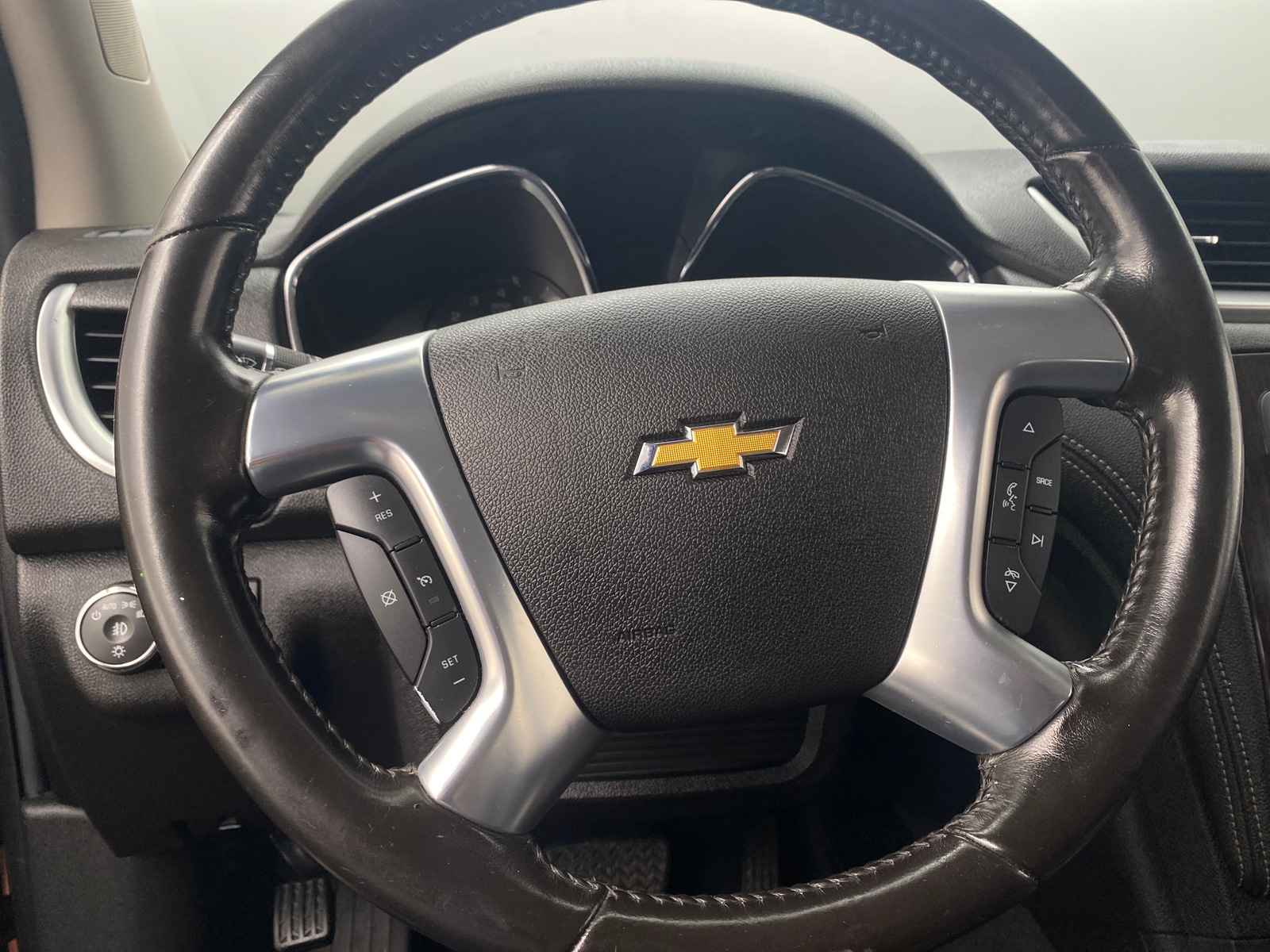Thumbnail: 2017 Chevrolet Traverse - 5