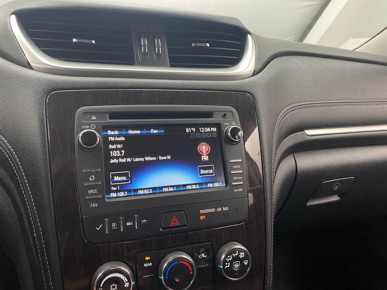 Thumbnail: 2017 Chevrolet Traverse - 4