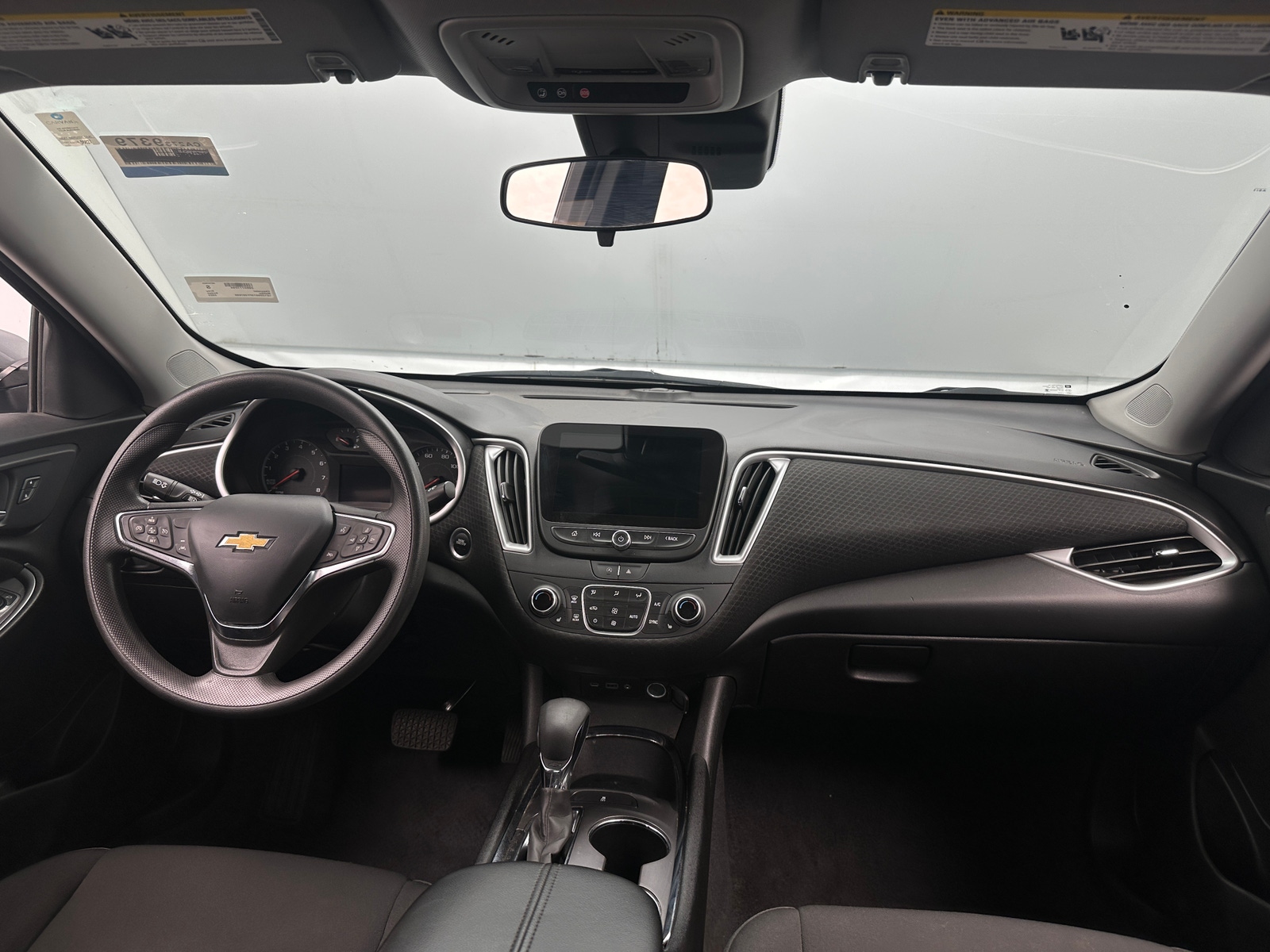 Thumbnail: 2023 Chevrolet Malibu - 3