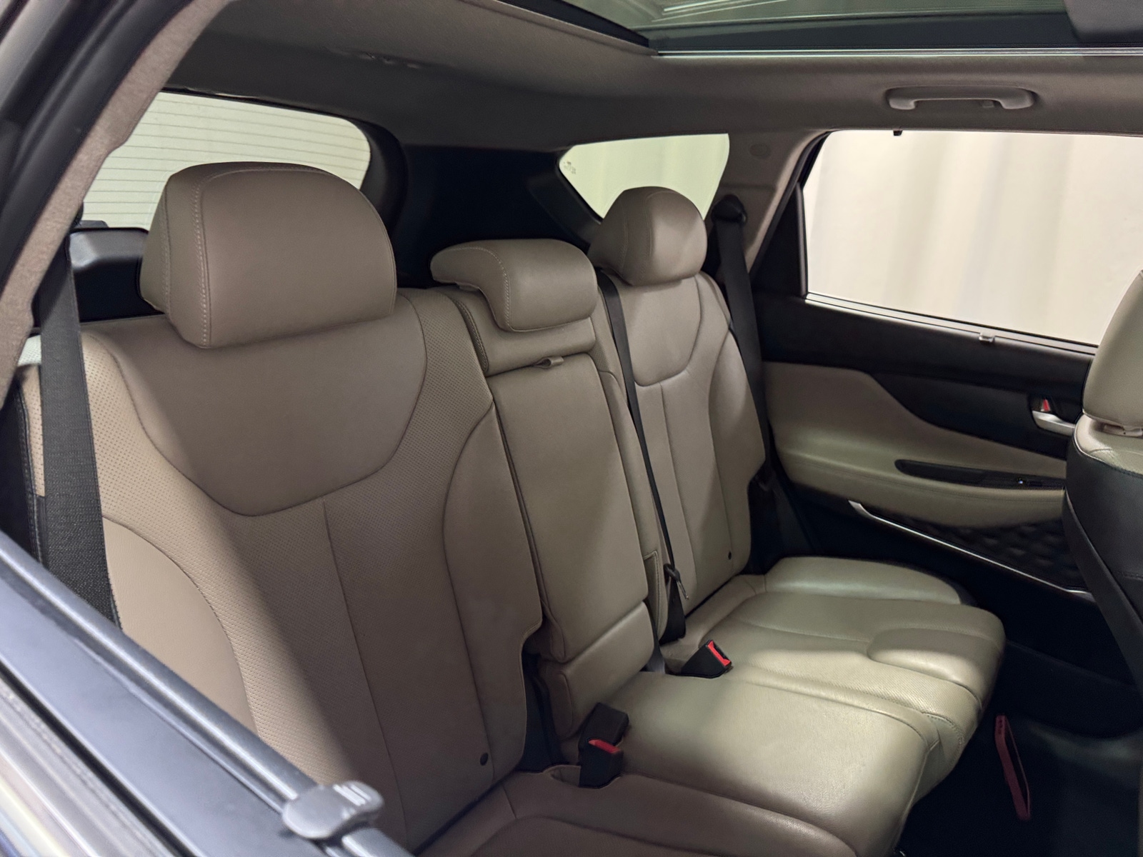 Thumbnail: 2020 Hyundai Santa Fe - 5