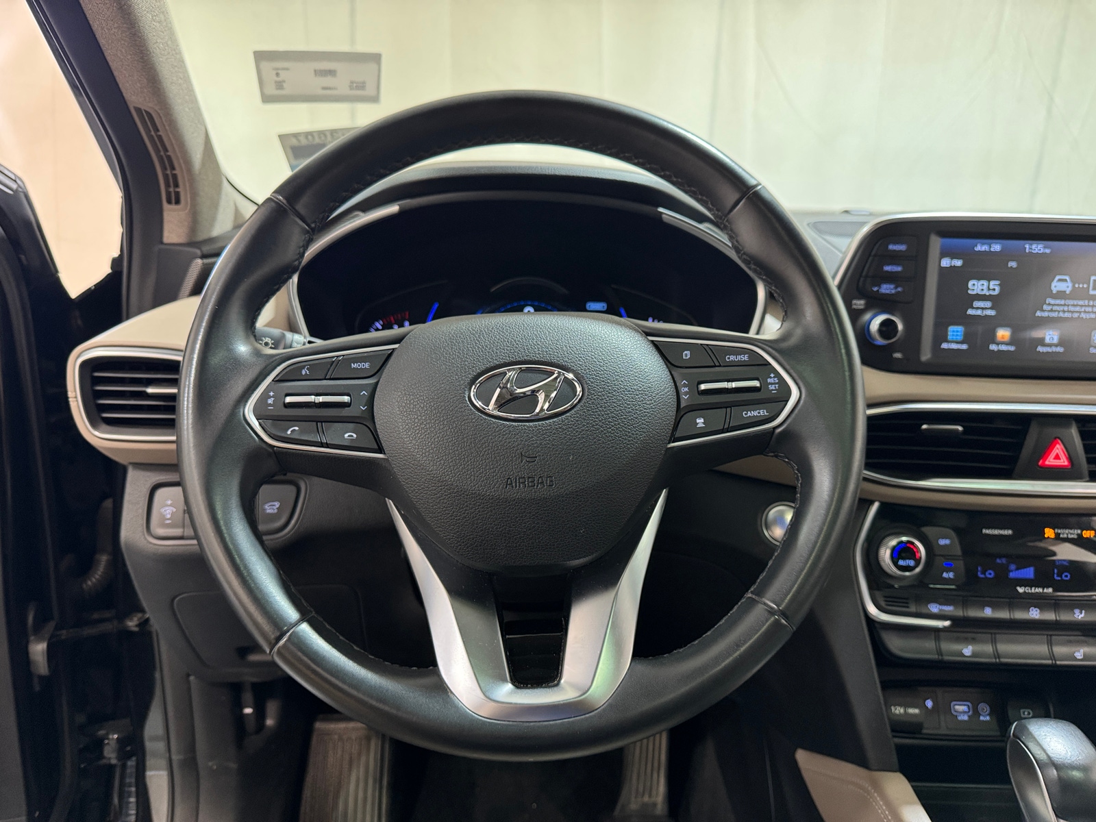 Thumbnail: 2020 Hyundai Santa Fe - 4