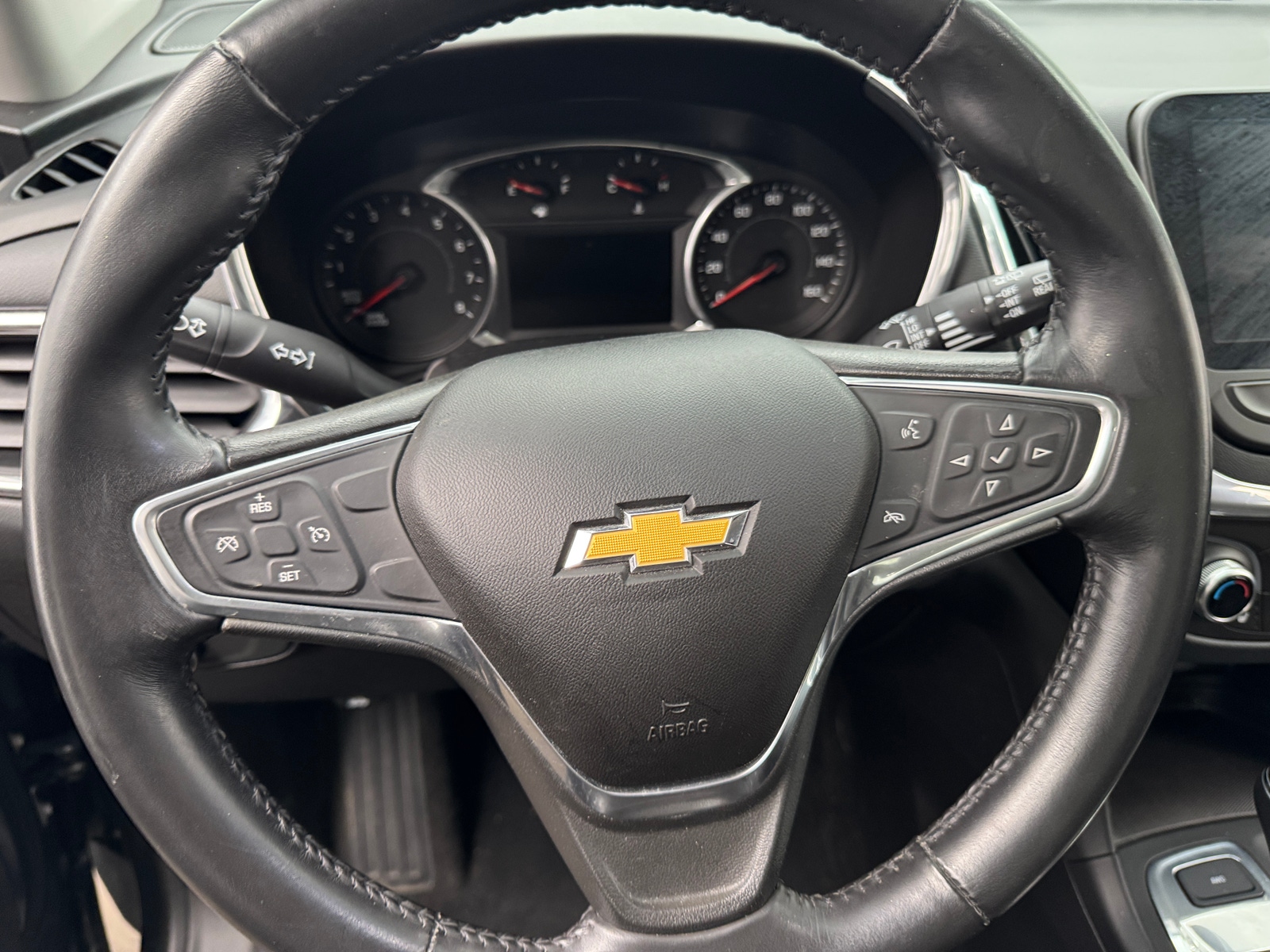 Thumbnail: 2018 Chevrolet Equinox - 5