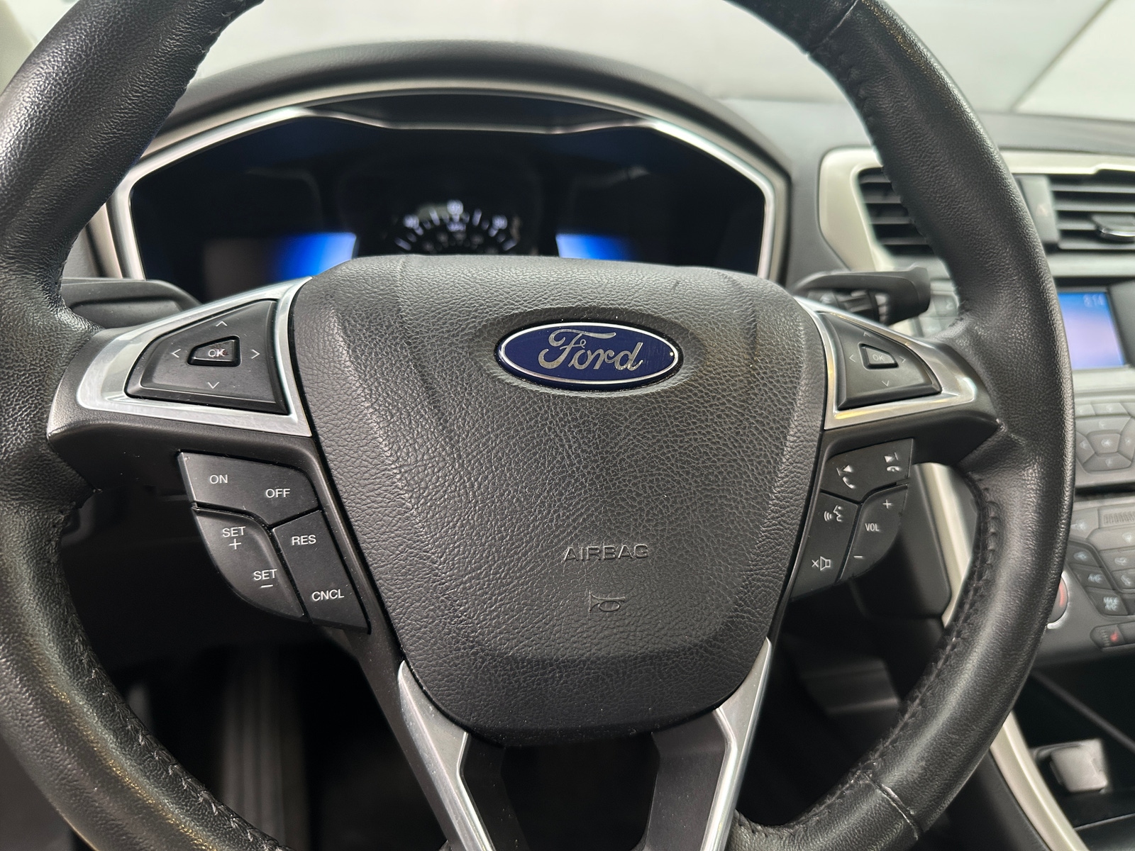 Thumbnail: 2013 Ford Fusion - 4