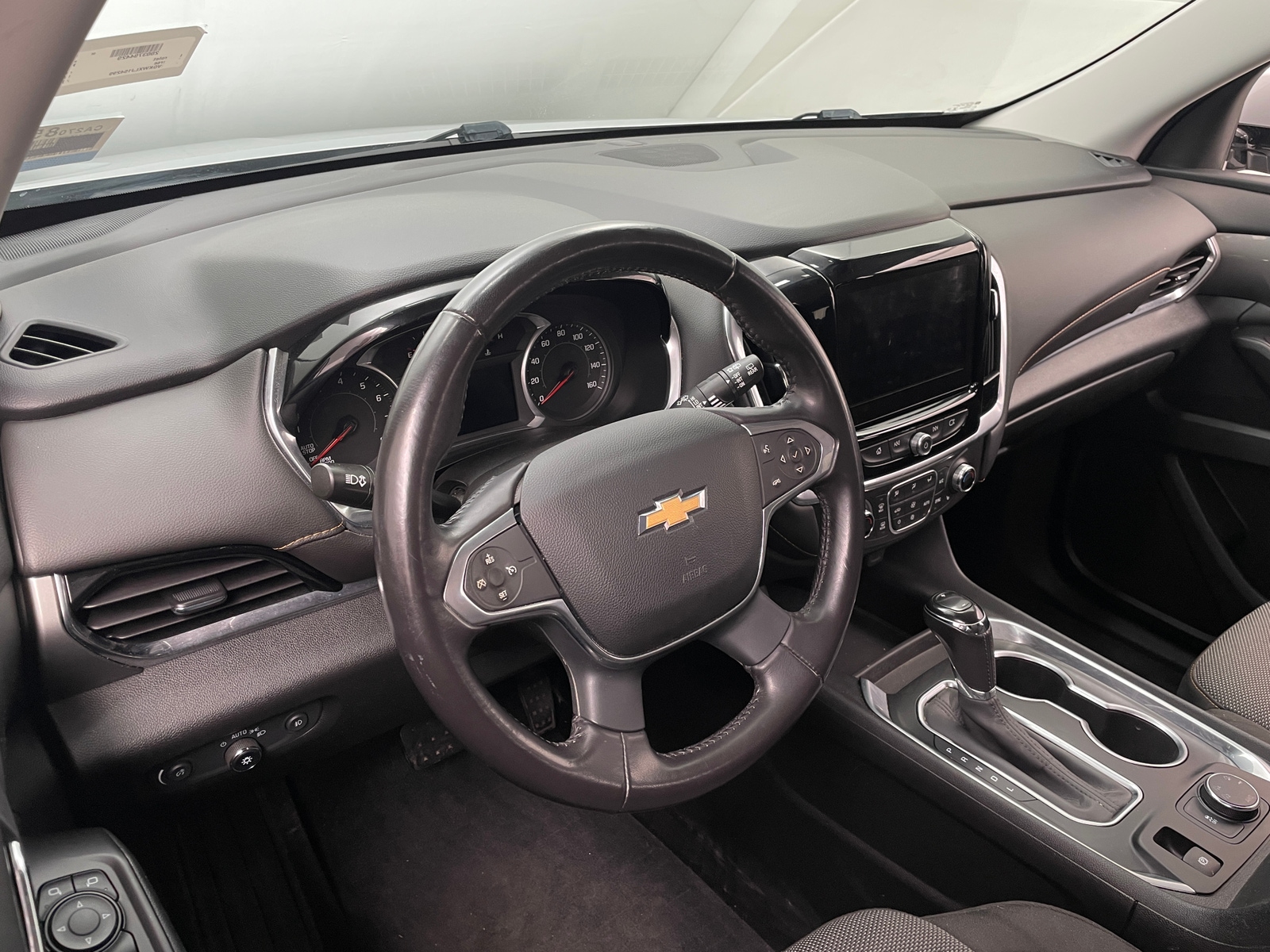 Thumbnail: 2020 Chevrolet Traverse - 3