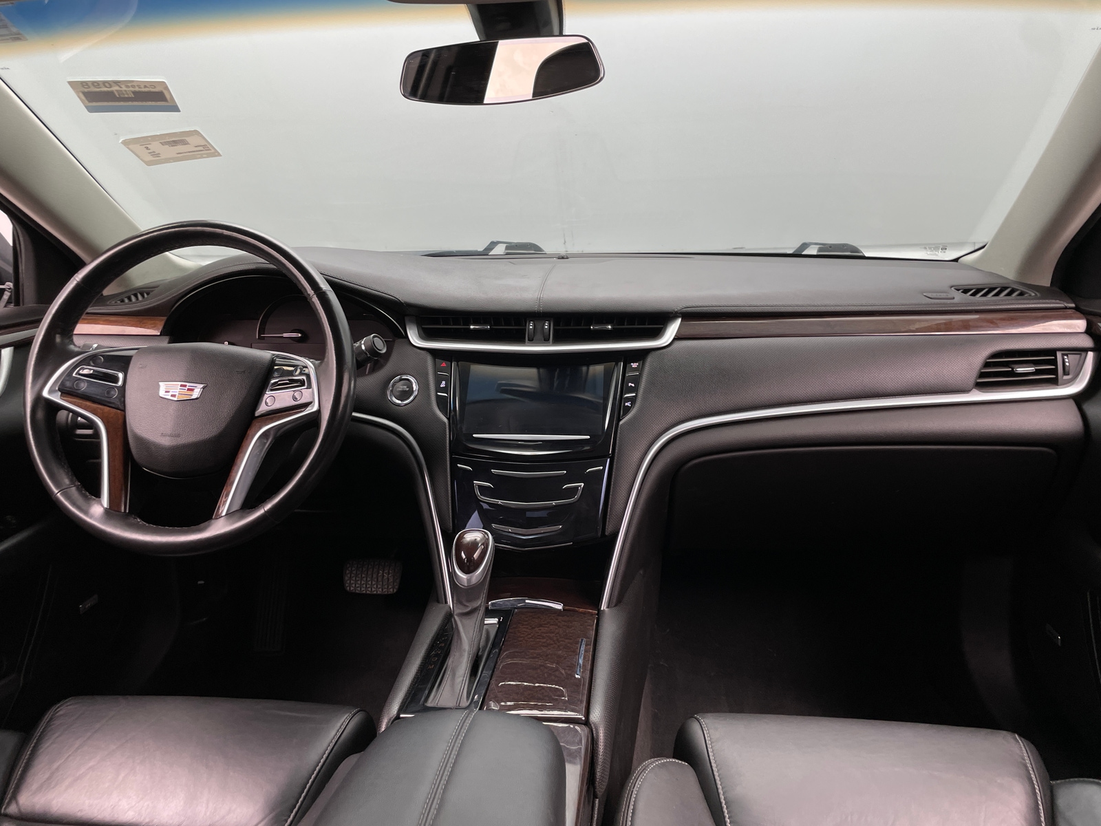 Thumbnail: 2017 Cadillac XTS - 2