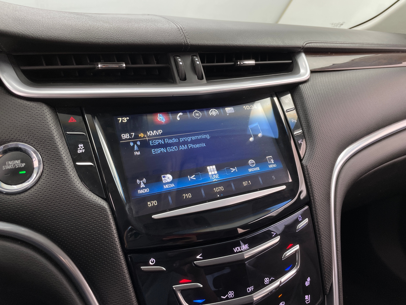 Thumbnail: 2017 Cadillac XTS - 3
