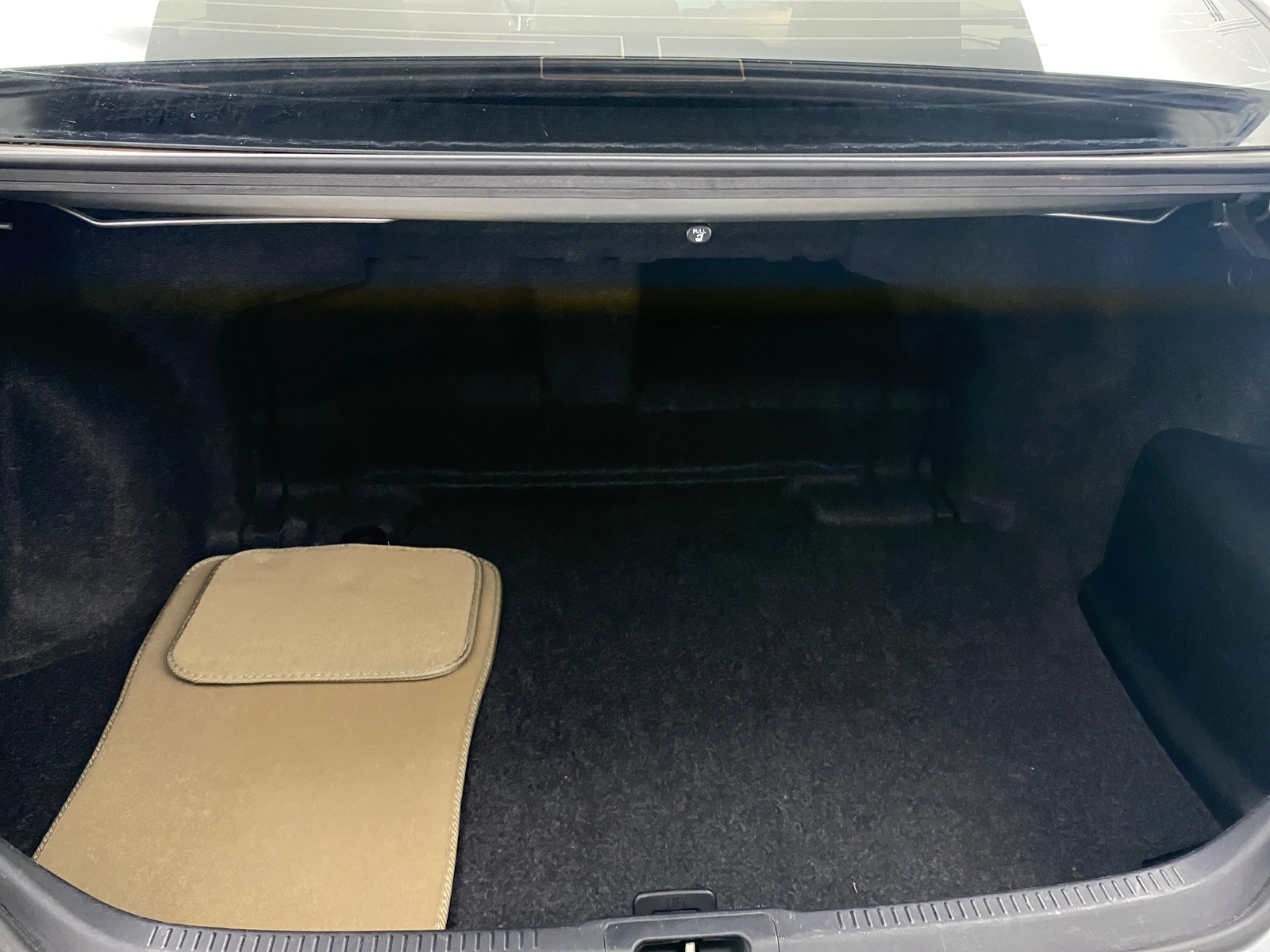 Thumbnail: 2015 Toyota Camry - 6