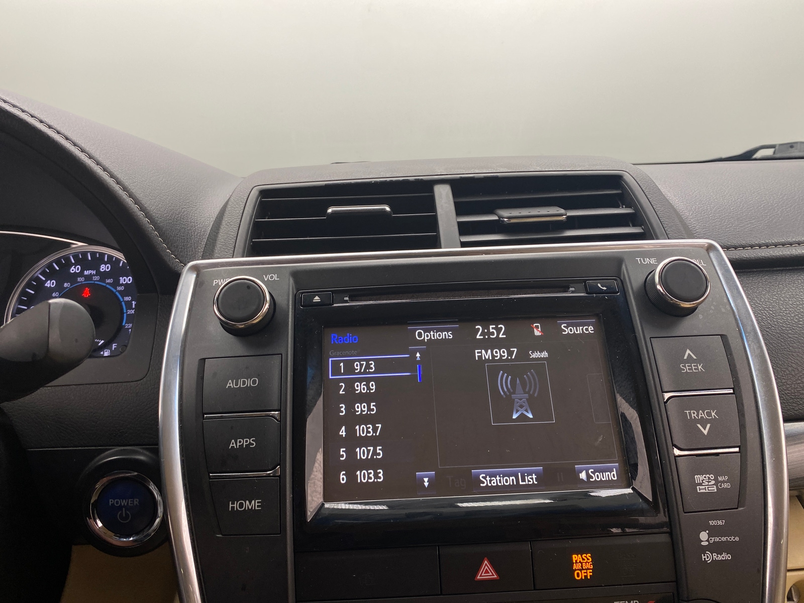 Thumbnail: 2015 Toyota Camry - 3