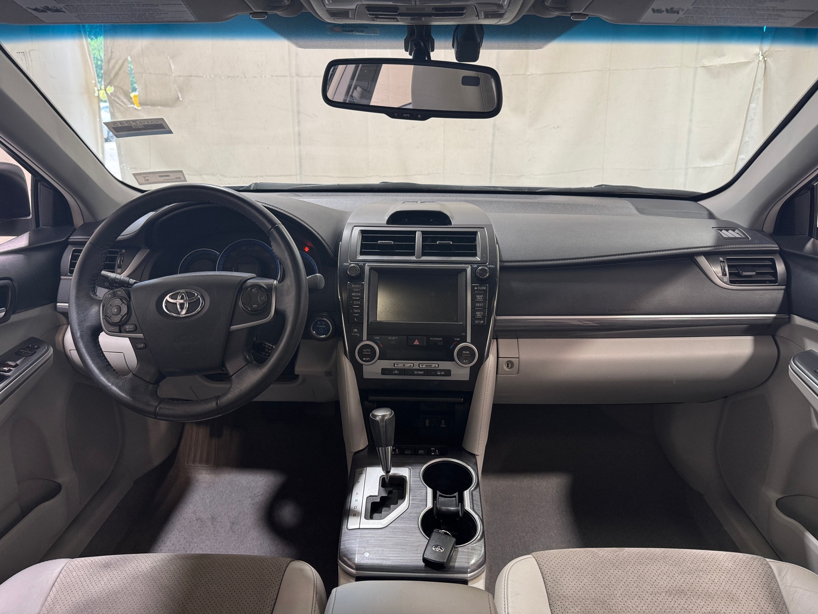 Thumbnail: 2013 Toyota Camry - 3
