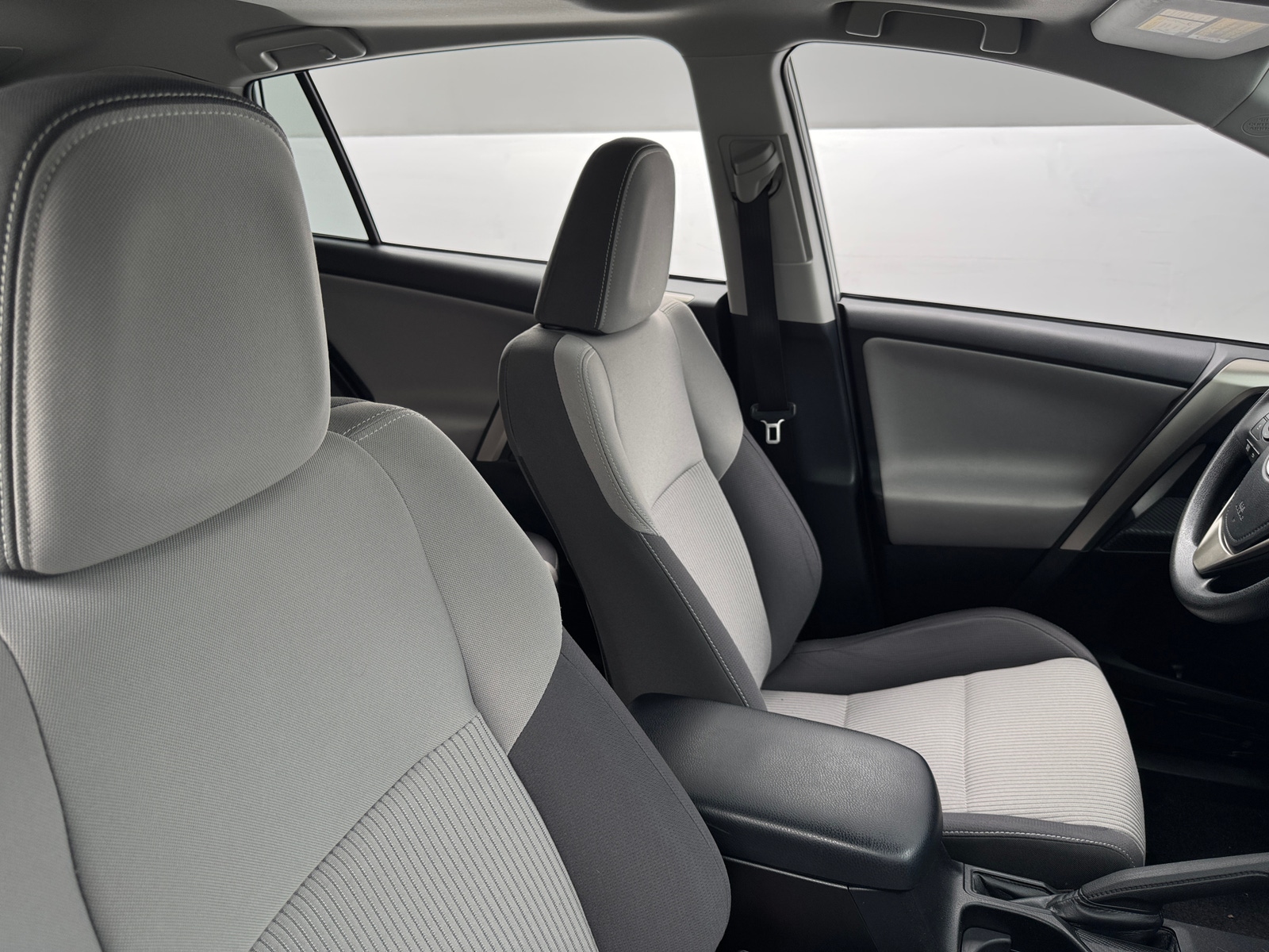 Thumbnail: 2014 Toyota RAV4 - 2