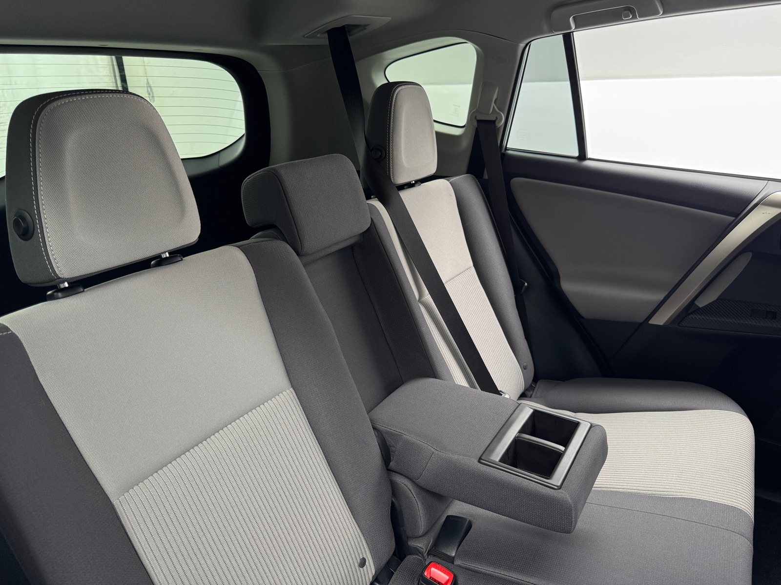 Thumbnail: 2014 Toyota RAV4 - 6