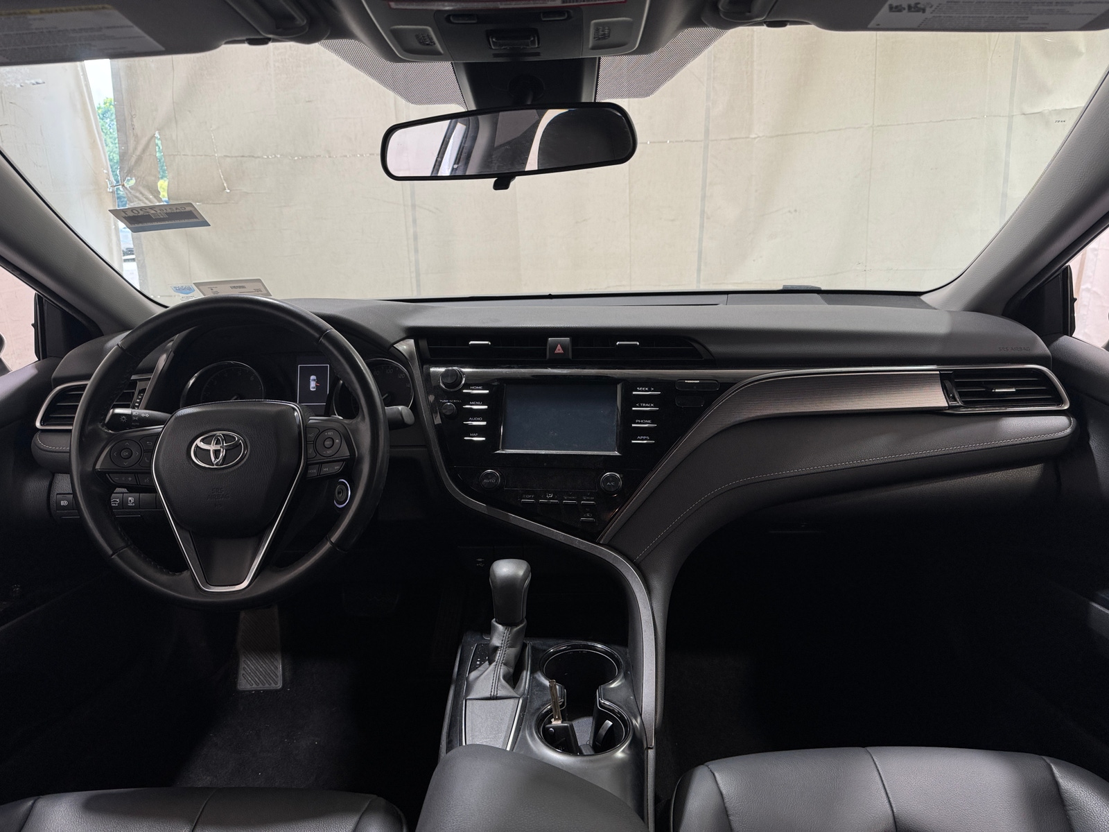 Thumbnail: 2019 Toyota Camry - 3