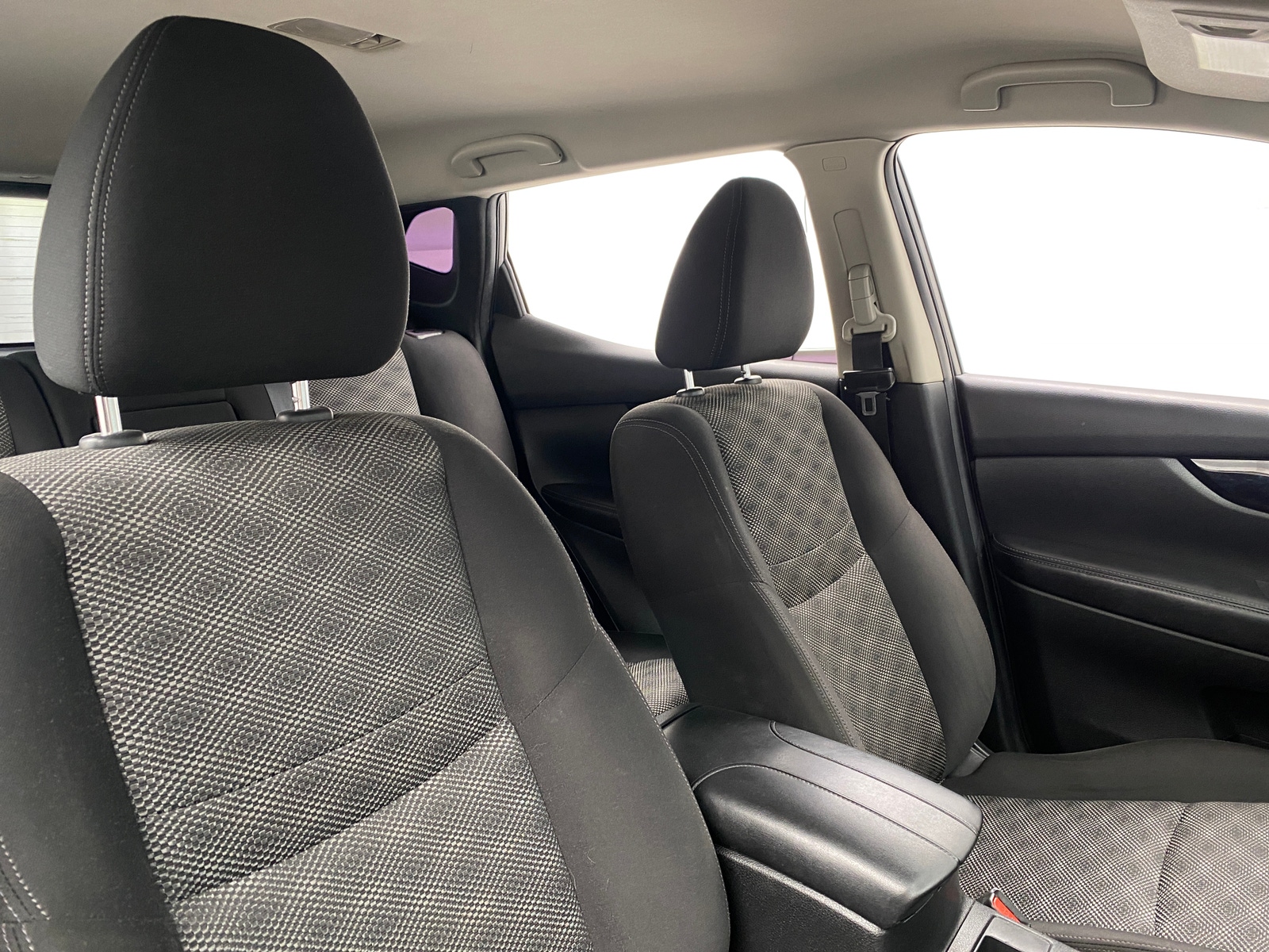 Thumbnail: 2019 Nissan Rogue Sport - 2