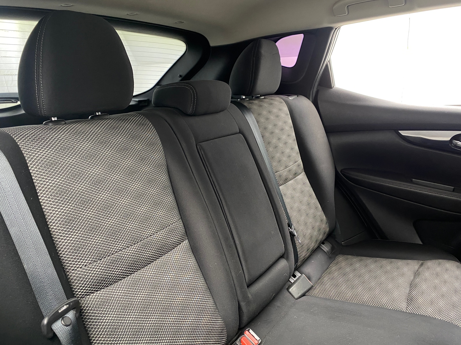 Thumbnail: 2019 Nissan Rogue Sport - 6