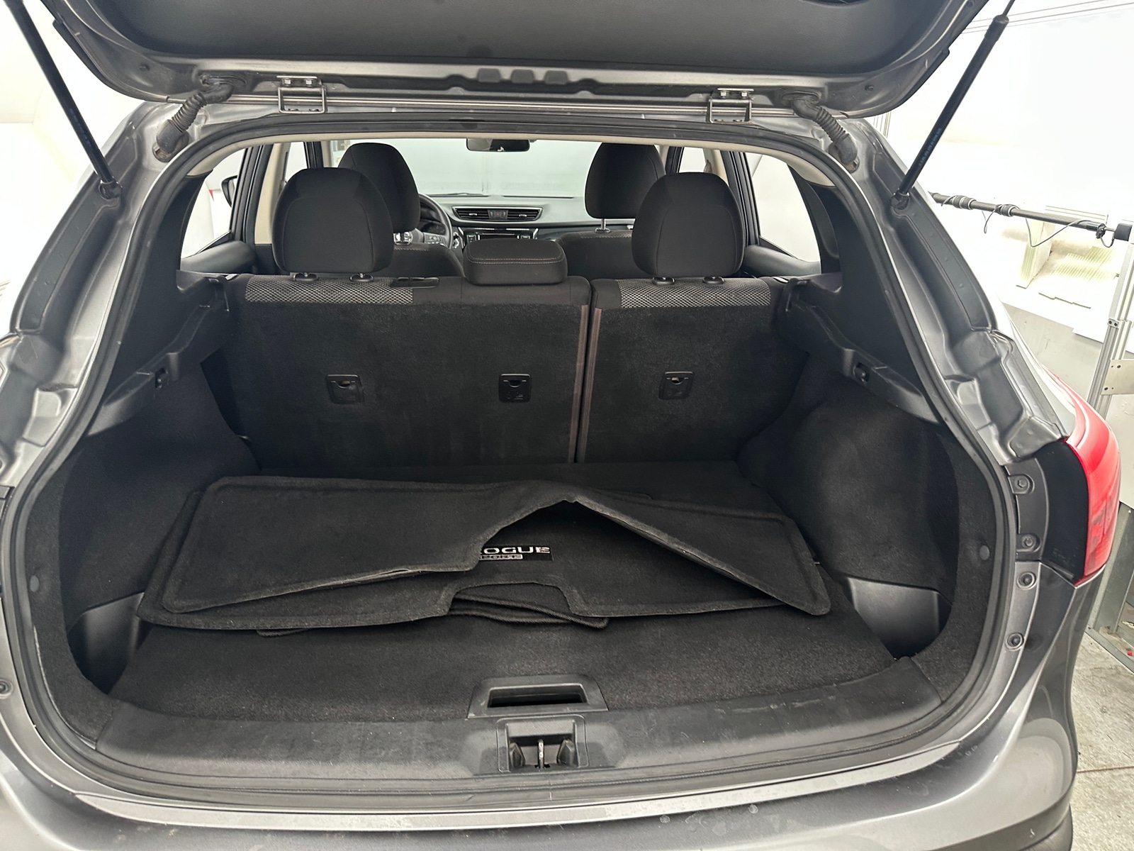 Thumbnail: 2019 Nissan Rogue Sport - 7