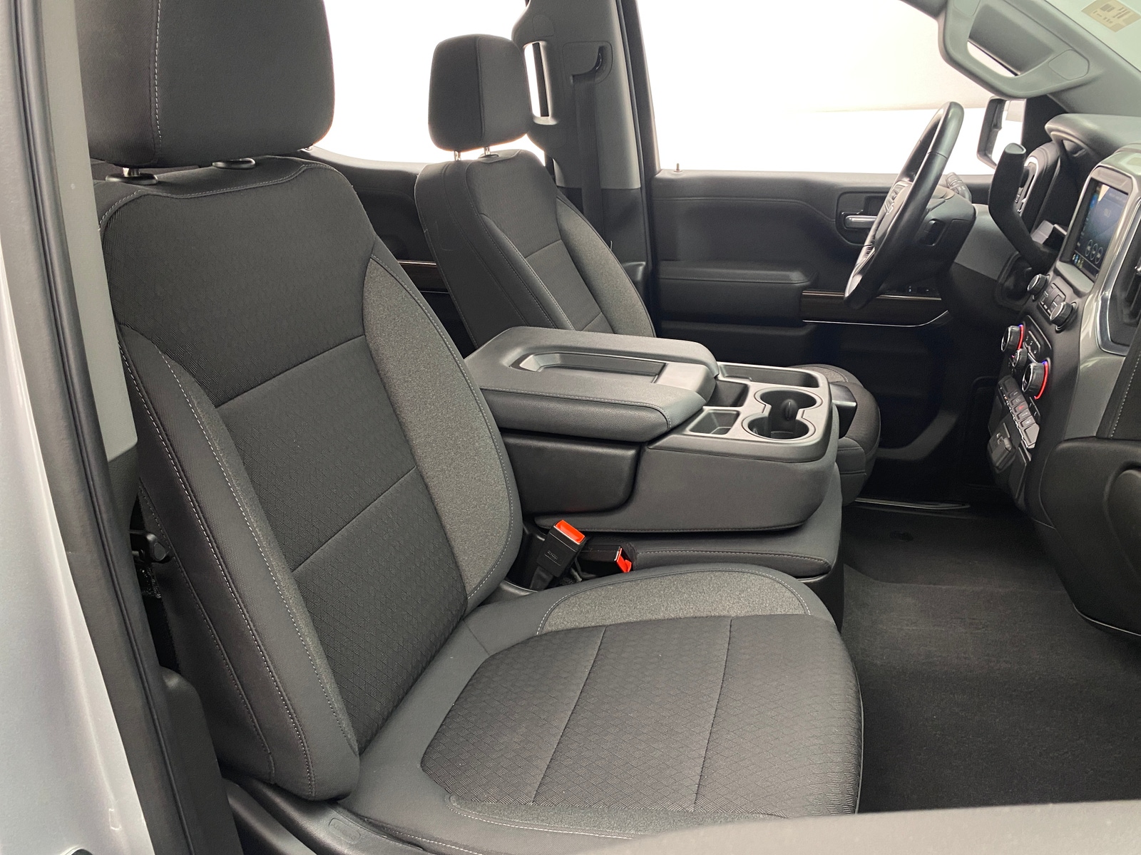 Thumbnail: 2021 Chevrolet Silverado 1500 - 2