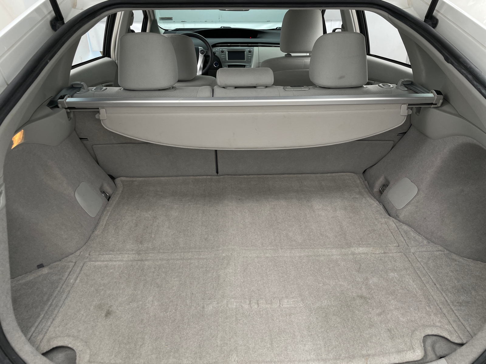 Thumbnail: 2013 Toyota Prius - 7