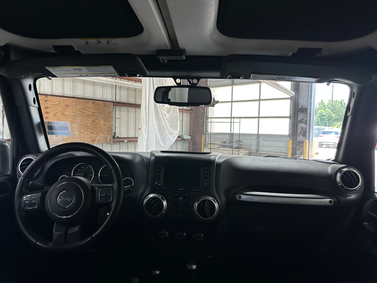 Thumbnail: 2017 Jeep Wrangler - 2