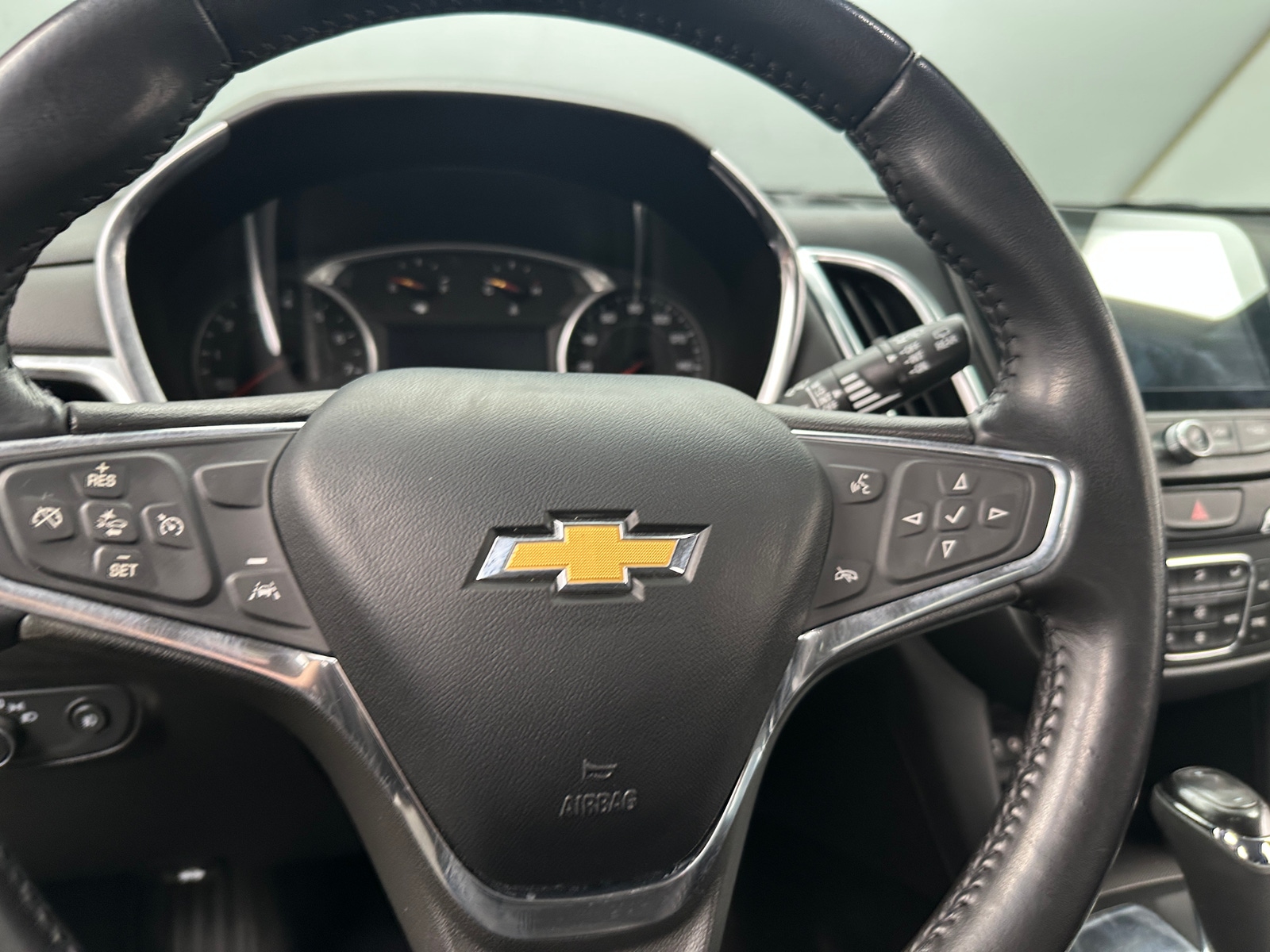 Thumbnail: 2021 Chevrolet Equinox - 5