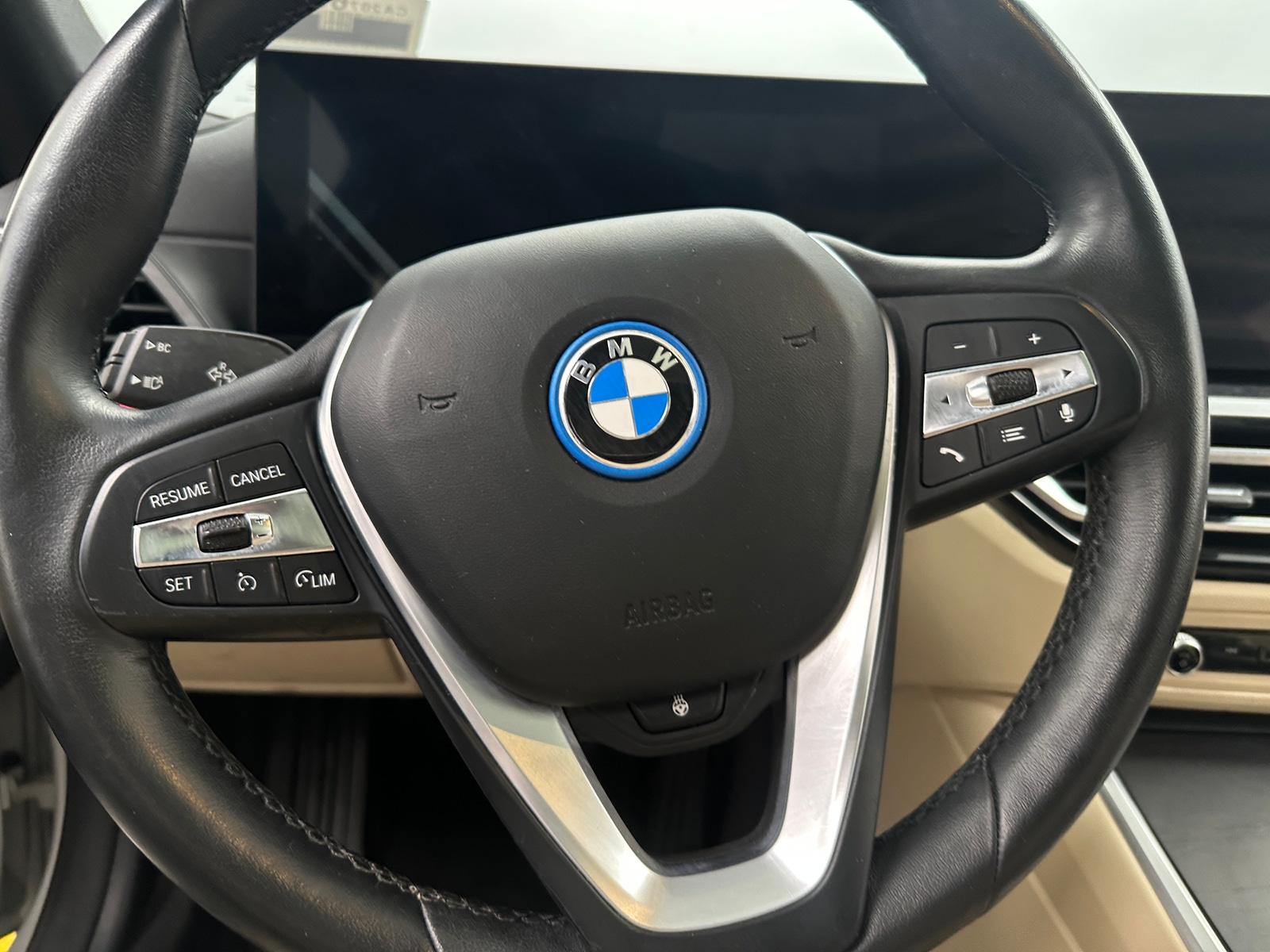 Thumbnail: 2022 BMW i4 - 3