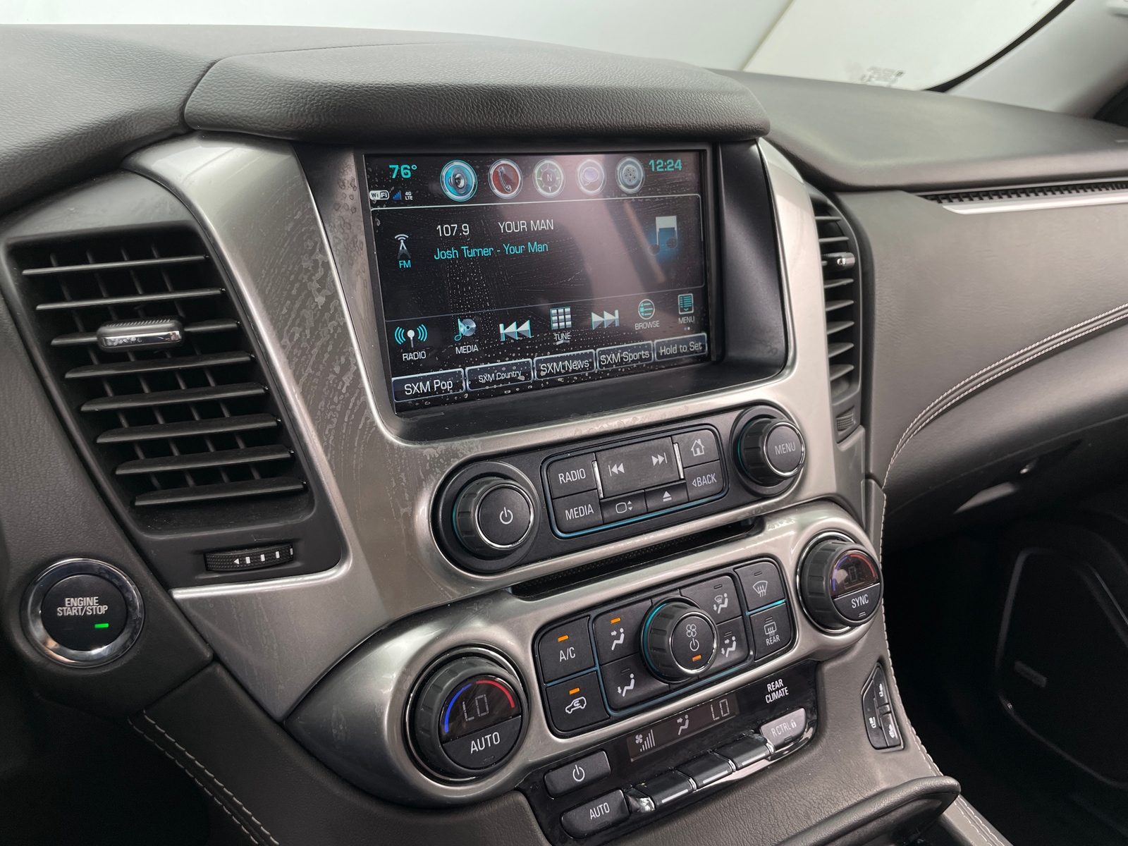 Thumbnail: 2020 Chevrolet Tahoe - 3