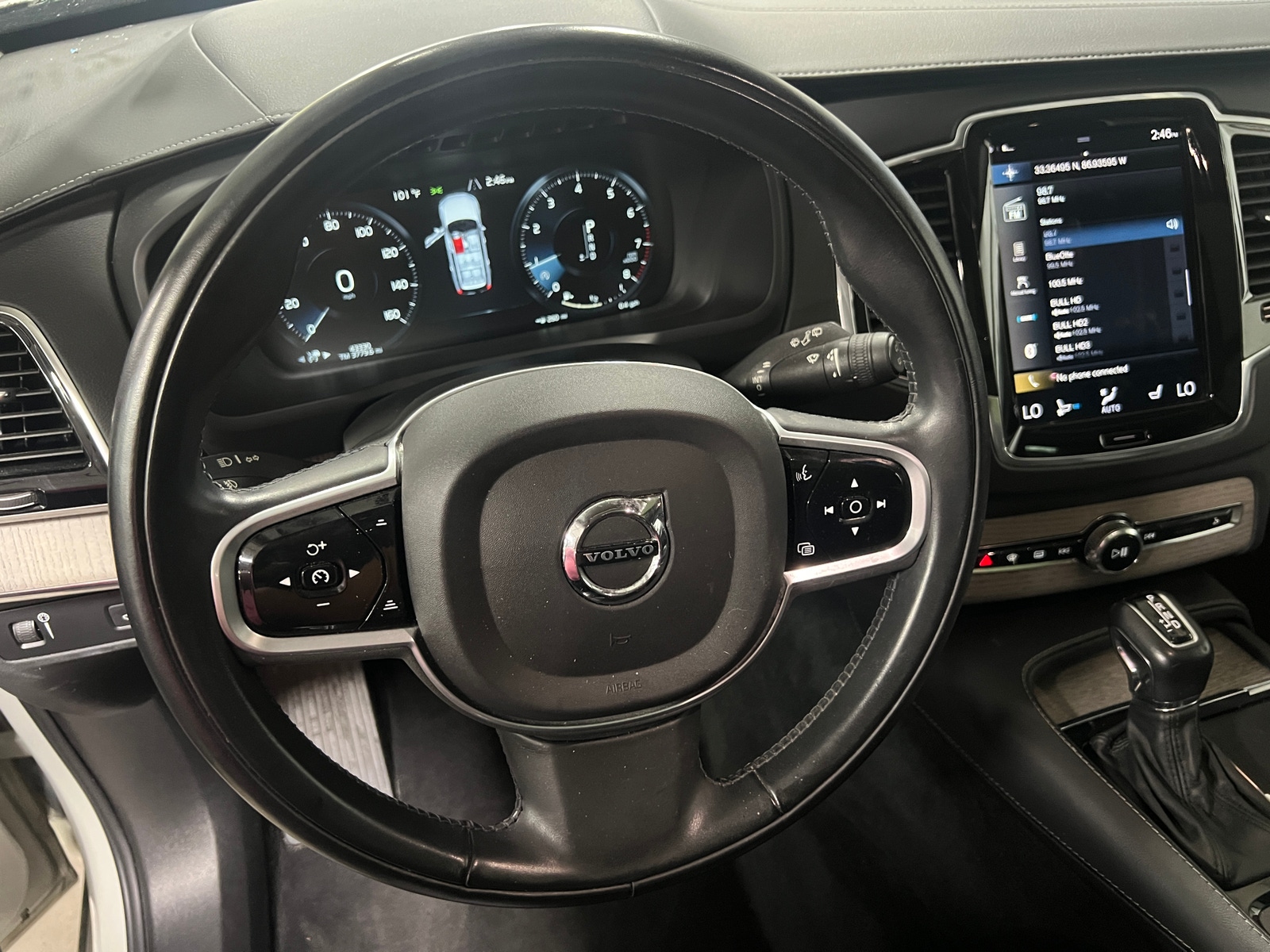 Thumbnail: 2022 Volvo XC90 - 4