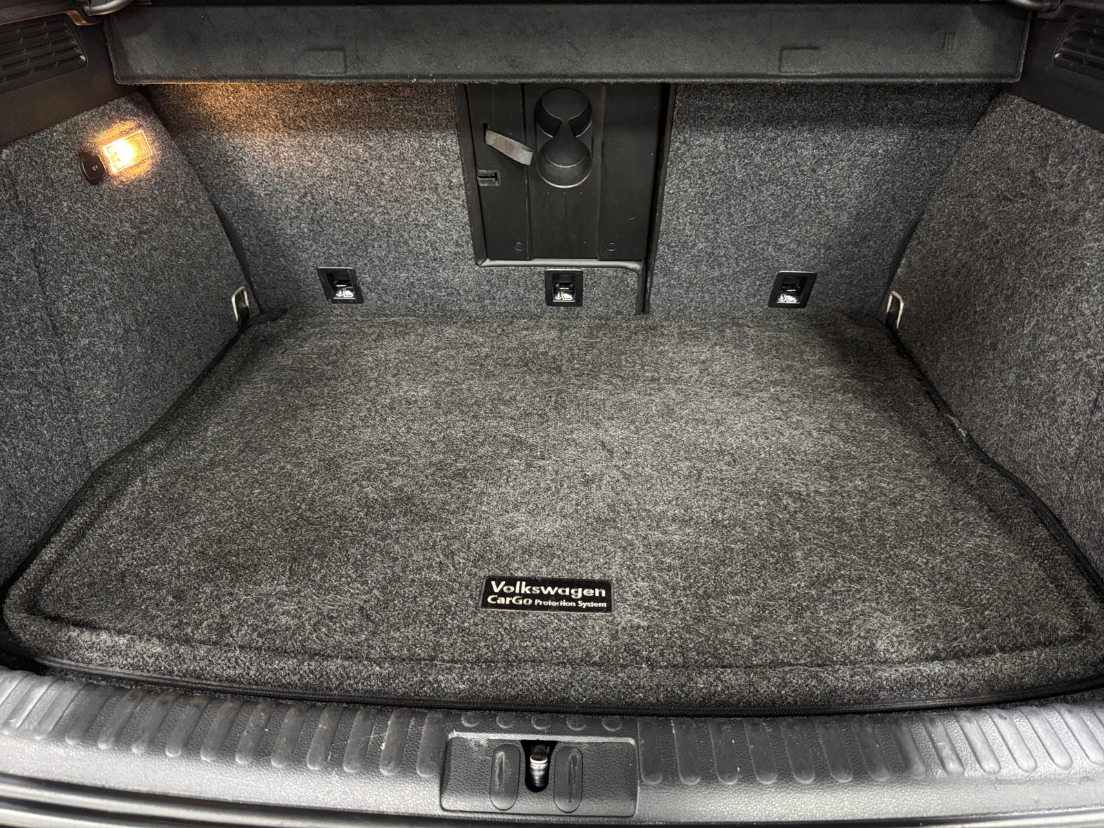 Thumbnail: 2014 Volkswagen Tiguan - 7