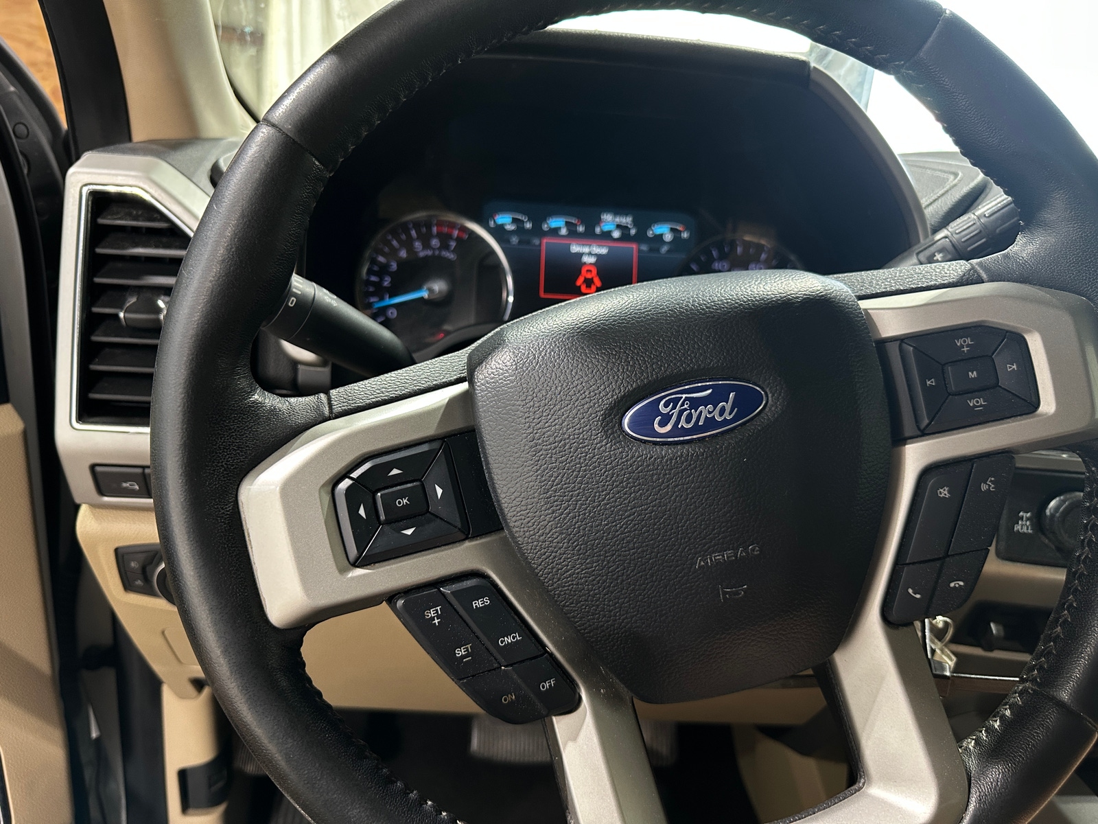 Thumbnail: 2018 Ford Econoline - 4
