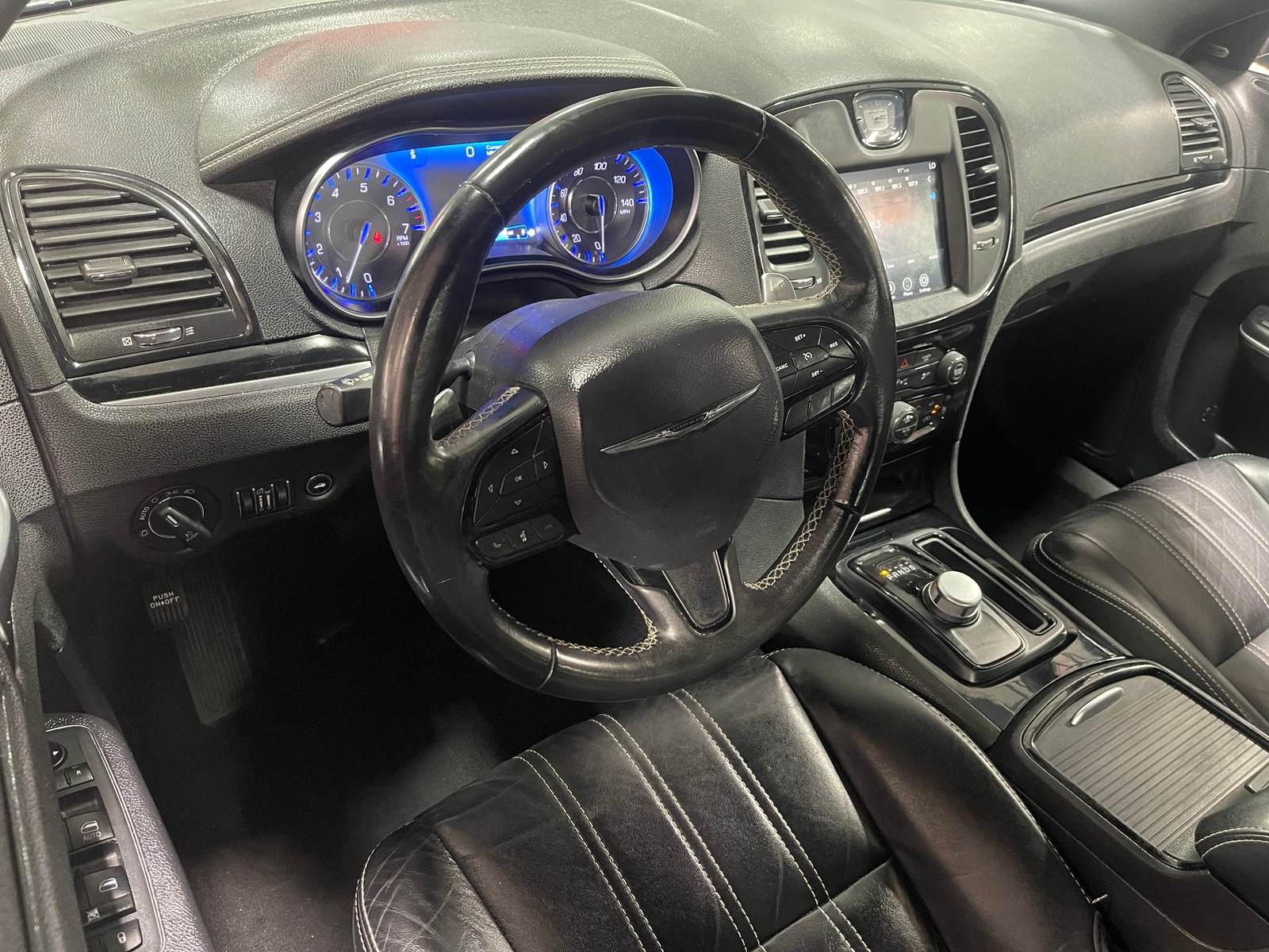 Thumbnail: 2021 Chrysler 300 - 2