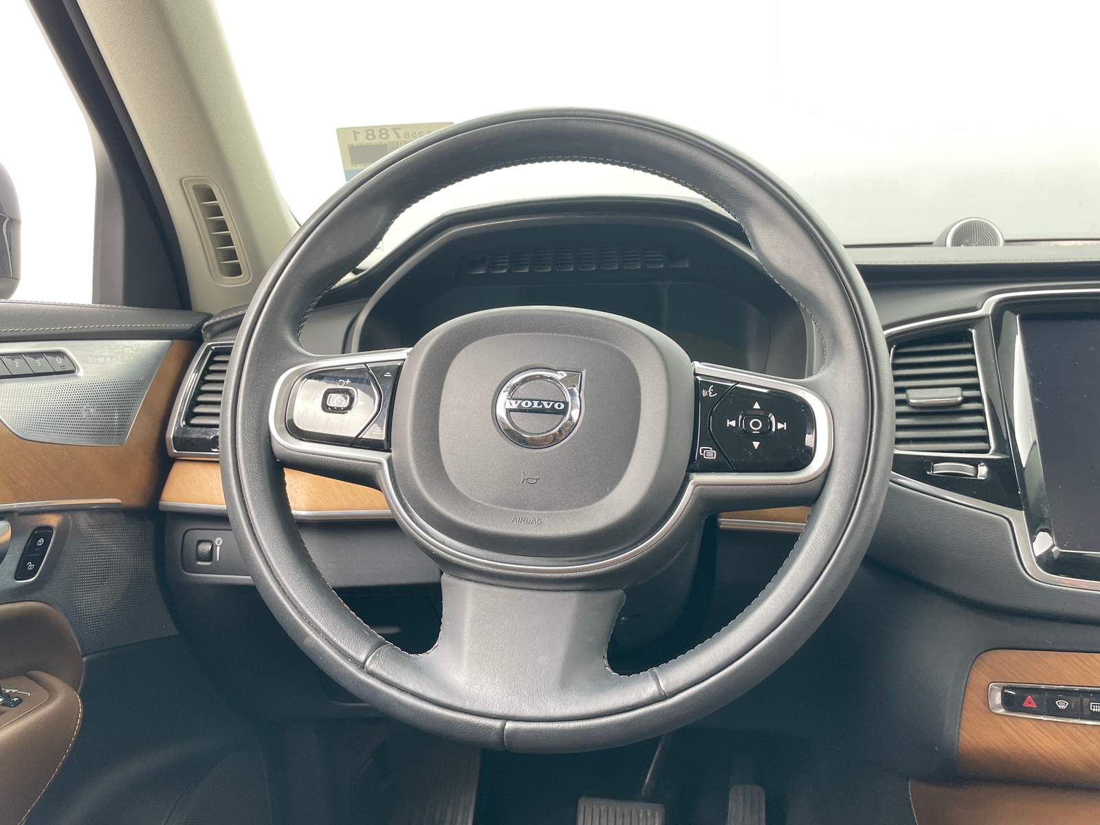 Thumbnail: 2019 Volvo XC90 - 4