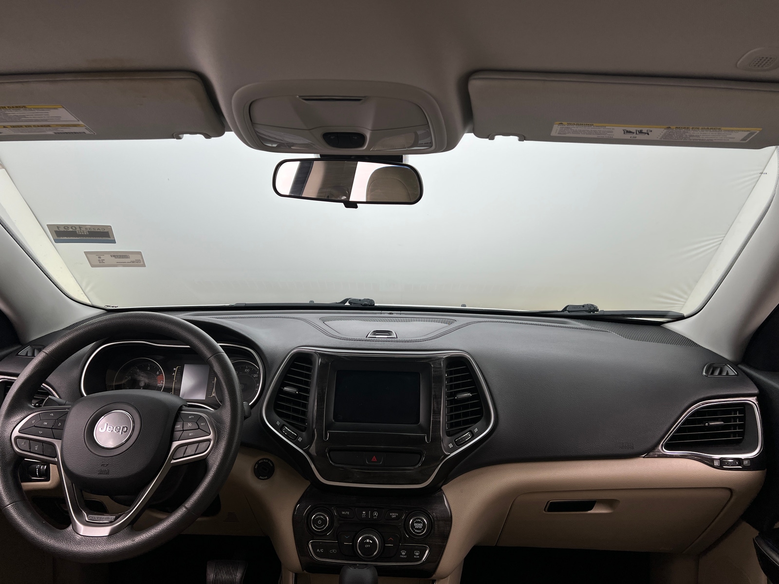 Thumbnail: 2020 Jeep Cherokee - 3